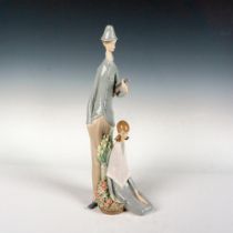 Violinist And Girl 1001039 - Lladro Porcelain Figurine