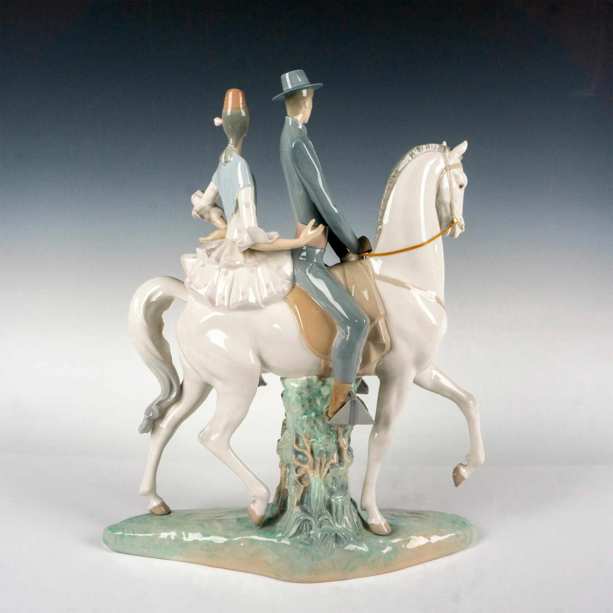 Andalucians Group 1004647 - Lladro Porcelain Figurine - Image 3 of 5
