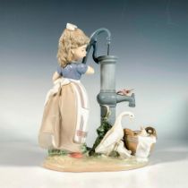 Summer On The Farm 1005285 - Lladro Porcelain Figurine