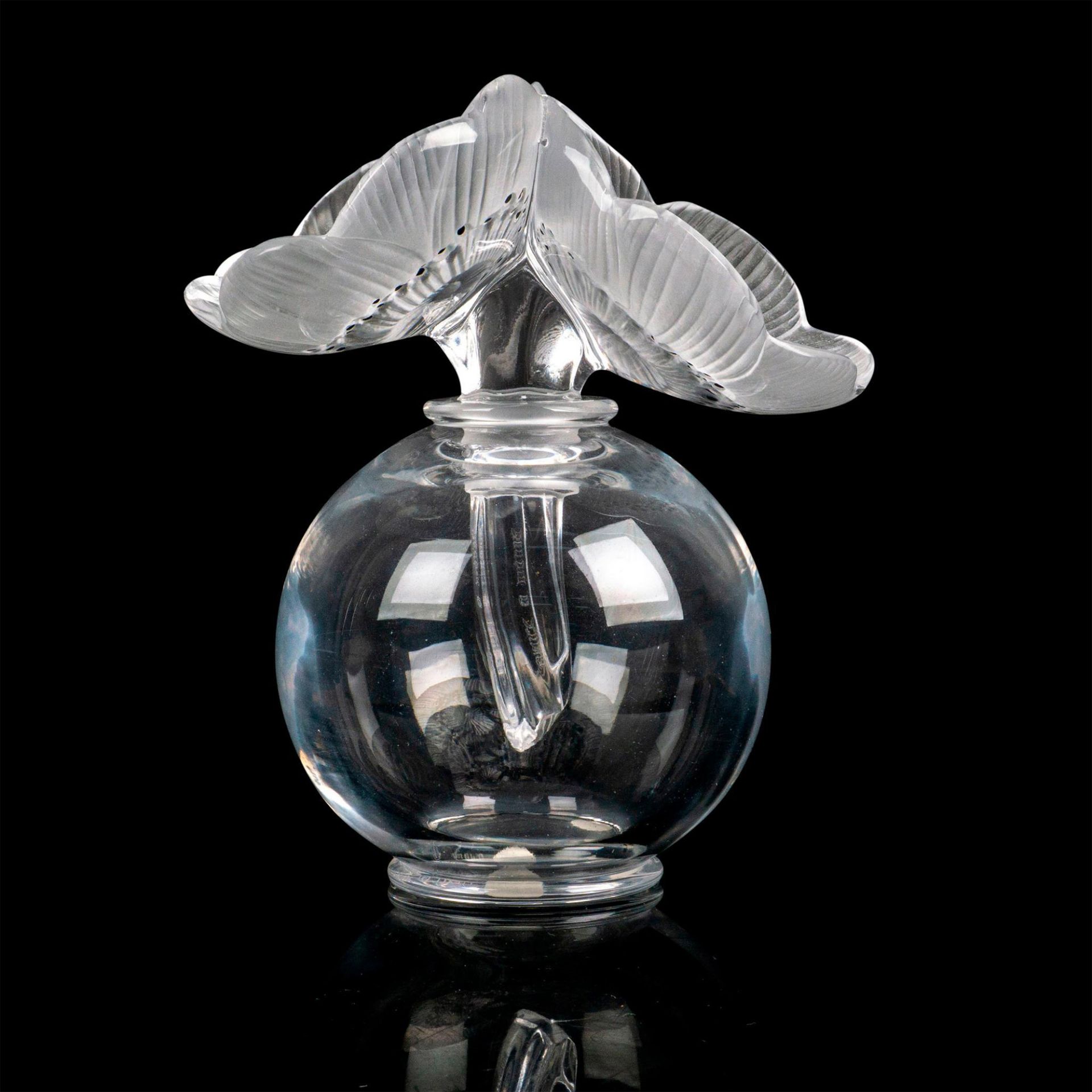 Lalique Crystal Perfume Bottle, Deux Anemones