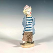 Little Traveler 1007602 - Lladro Porcelain Figurine