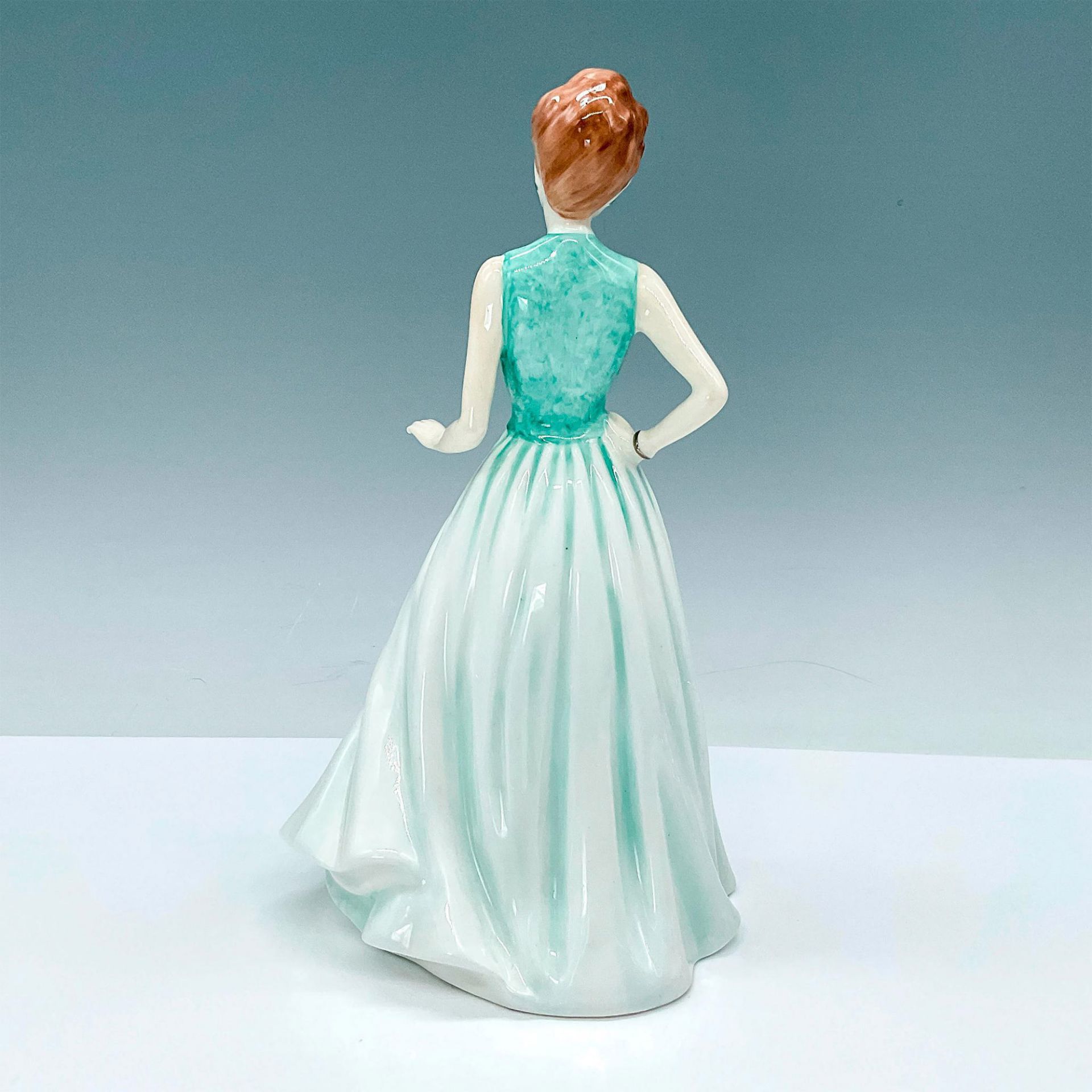Anne Marie - HN4522 - Royal Doulton Figurine - Bild 2 aus 3