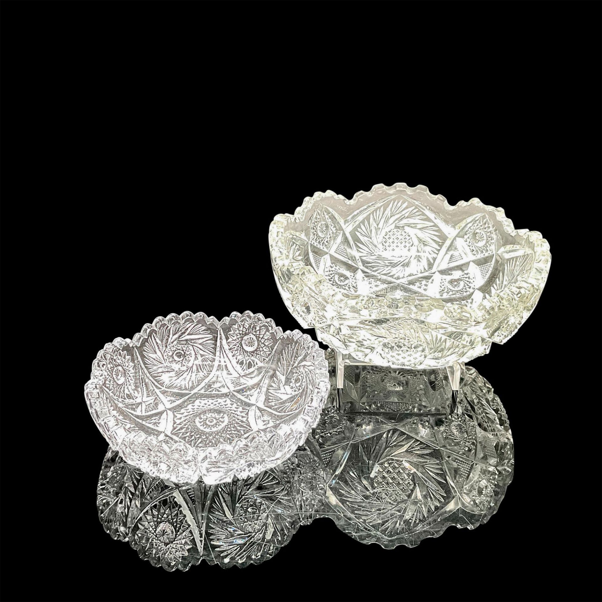 2pc Cut Glass Decorative Bowls - Bild 2 aus 3