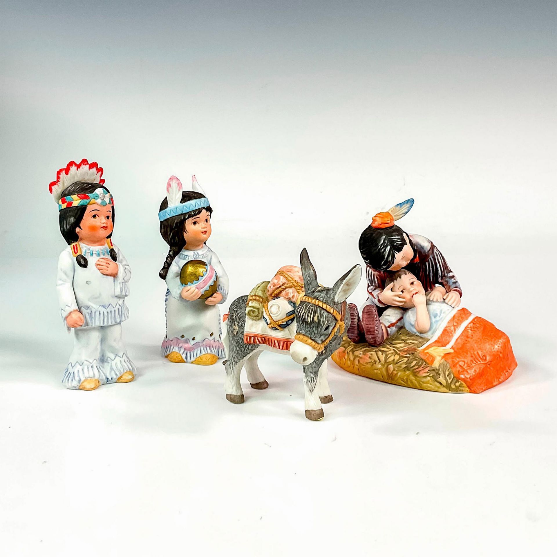 16pc Set of Artaffects Native American Figurines - Bild 5 aus 7