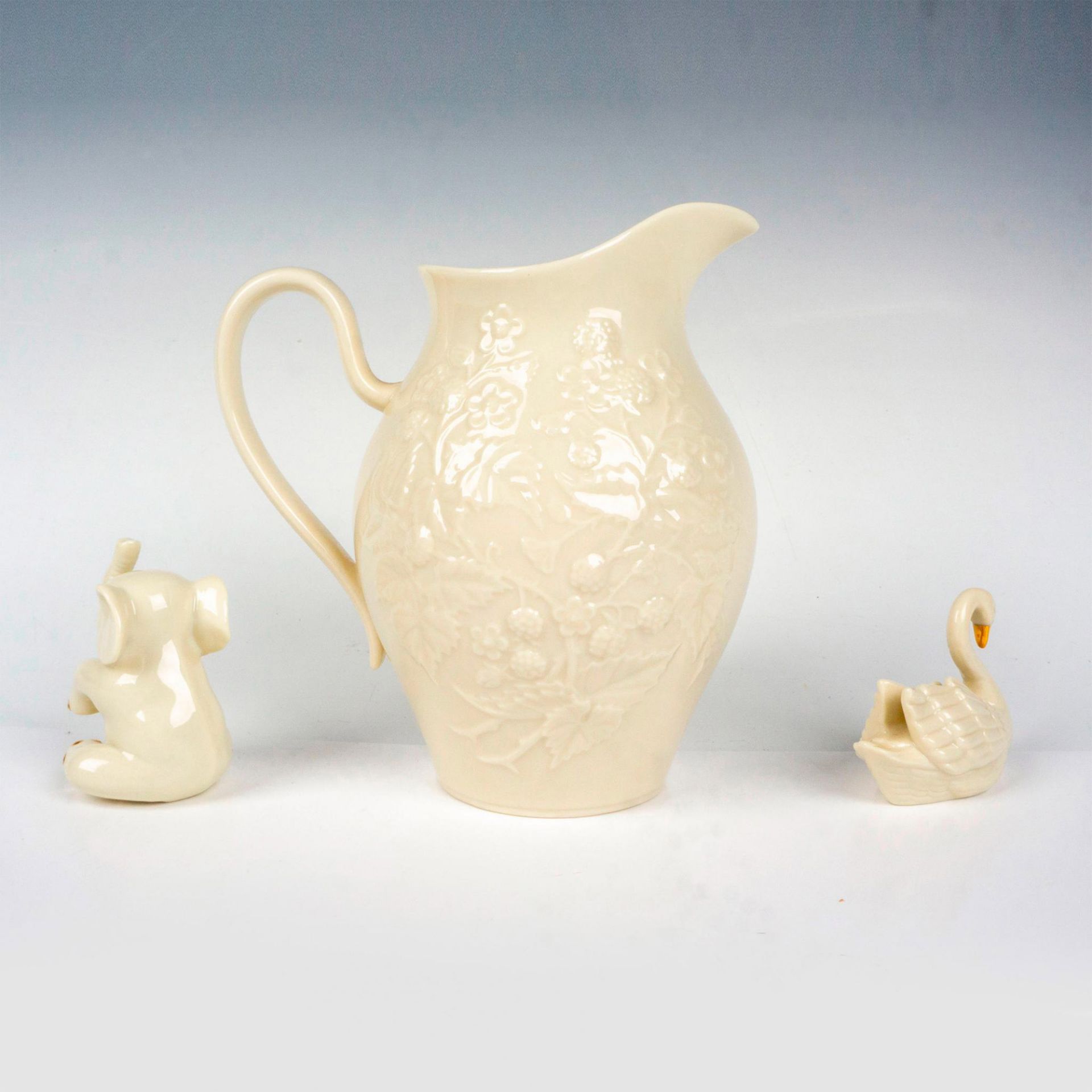 3pc Lenox Porcelain Collectibles - Image 3 of 6