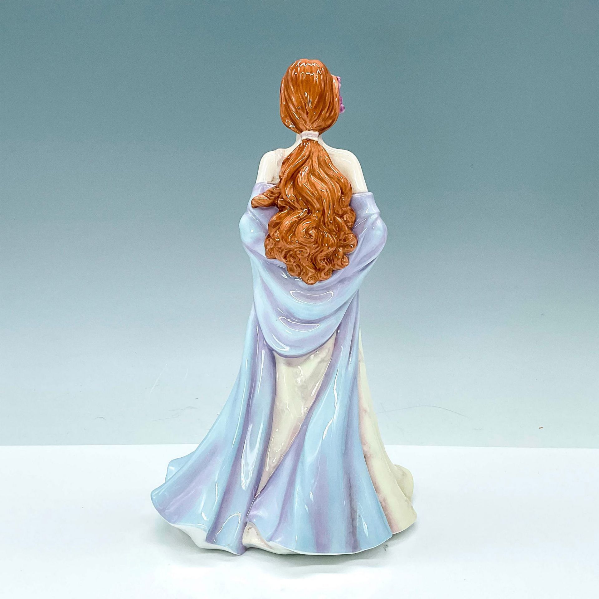 Megan - HN4821 - Royal Doulton Figurine - Bild 2 aus 3