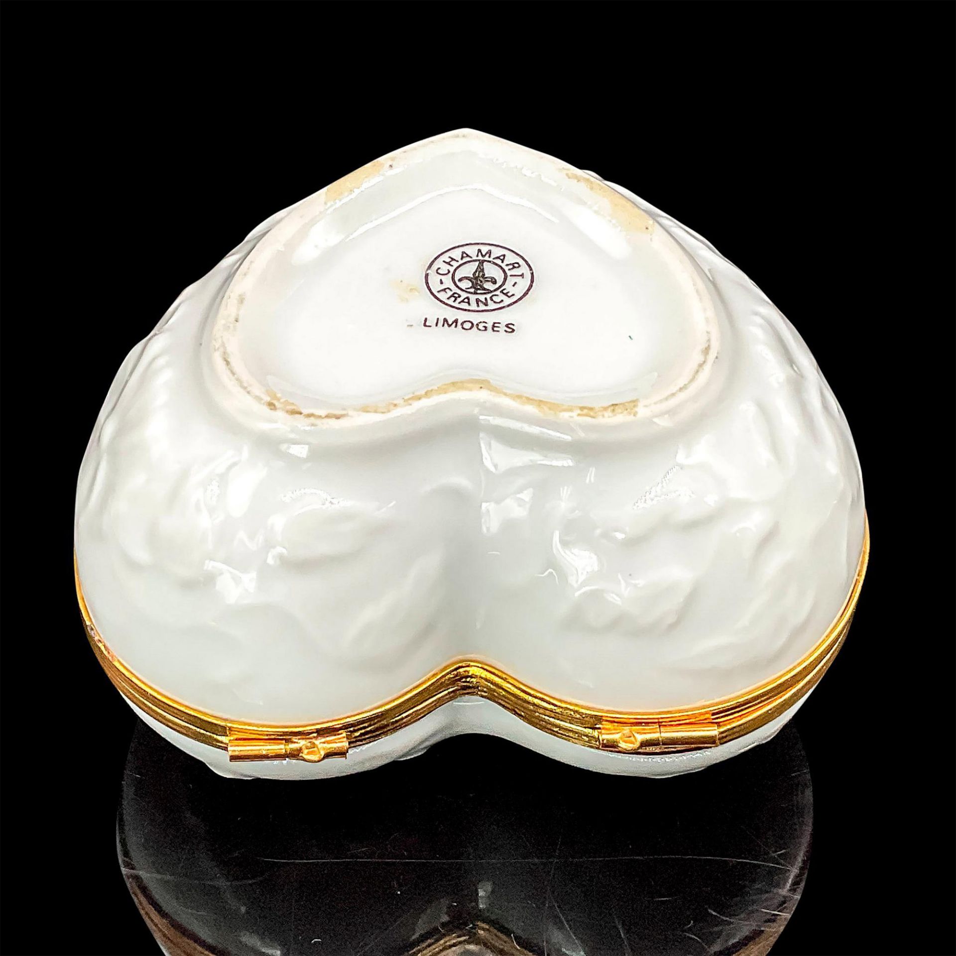Chamart Limoges Porcelain Heart Box, White and Gold - Image 3 of 3