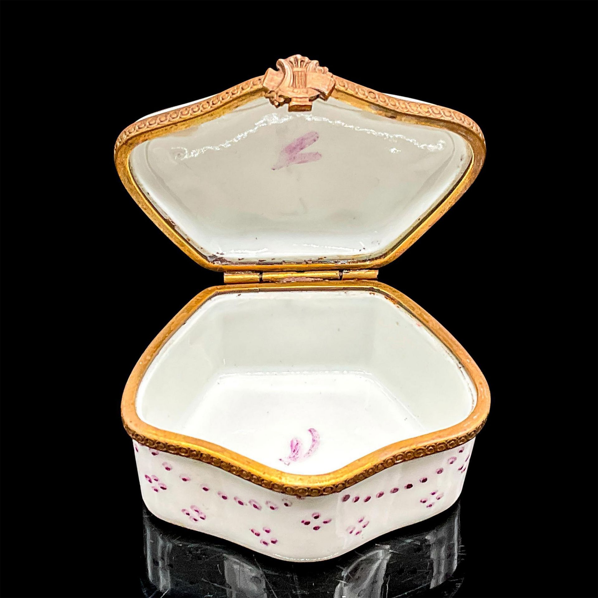 GL Limoges Porcelain Box, Chest - Image 2 of 3
