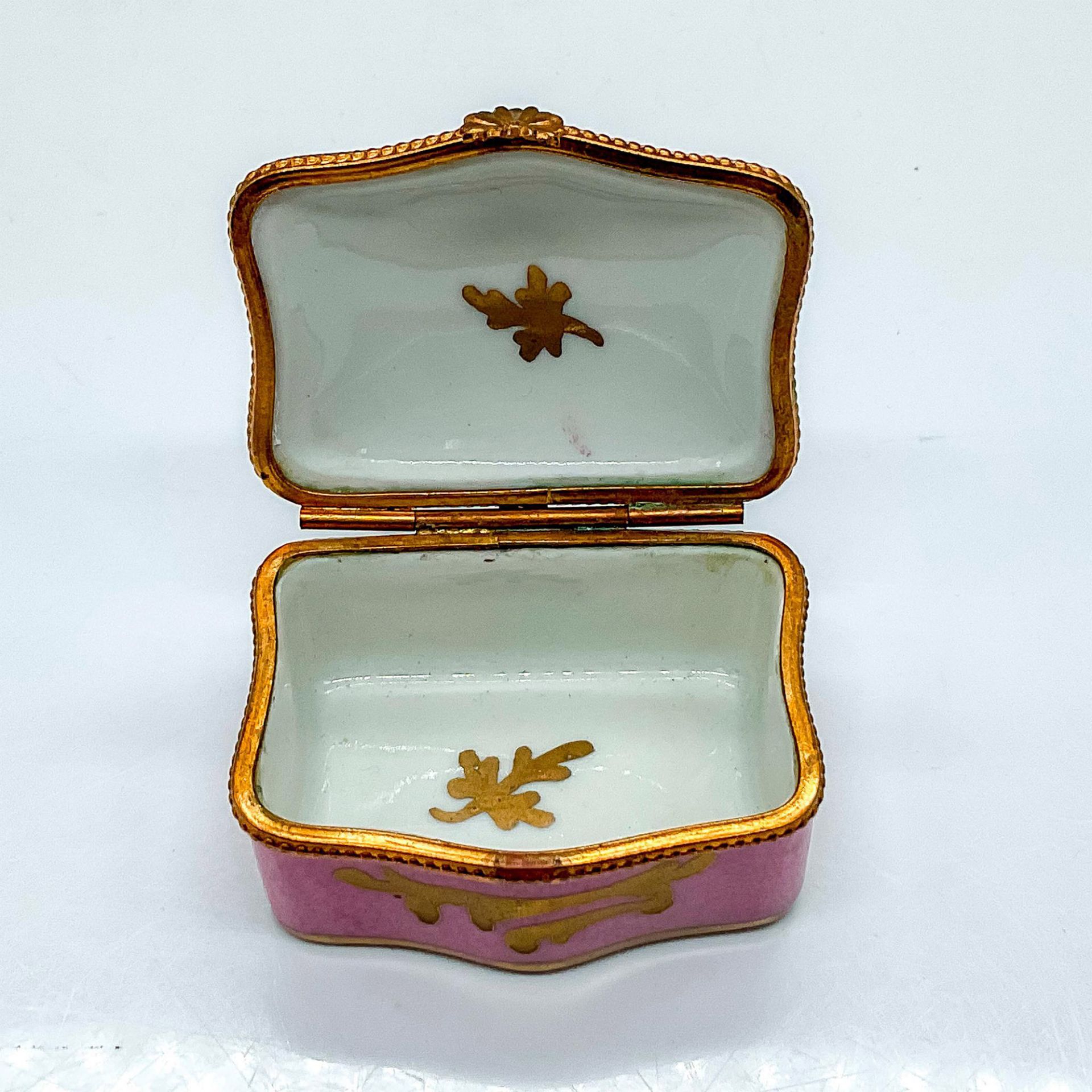 French Porcelain Limoges Swan Box - Image 4 of 5