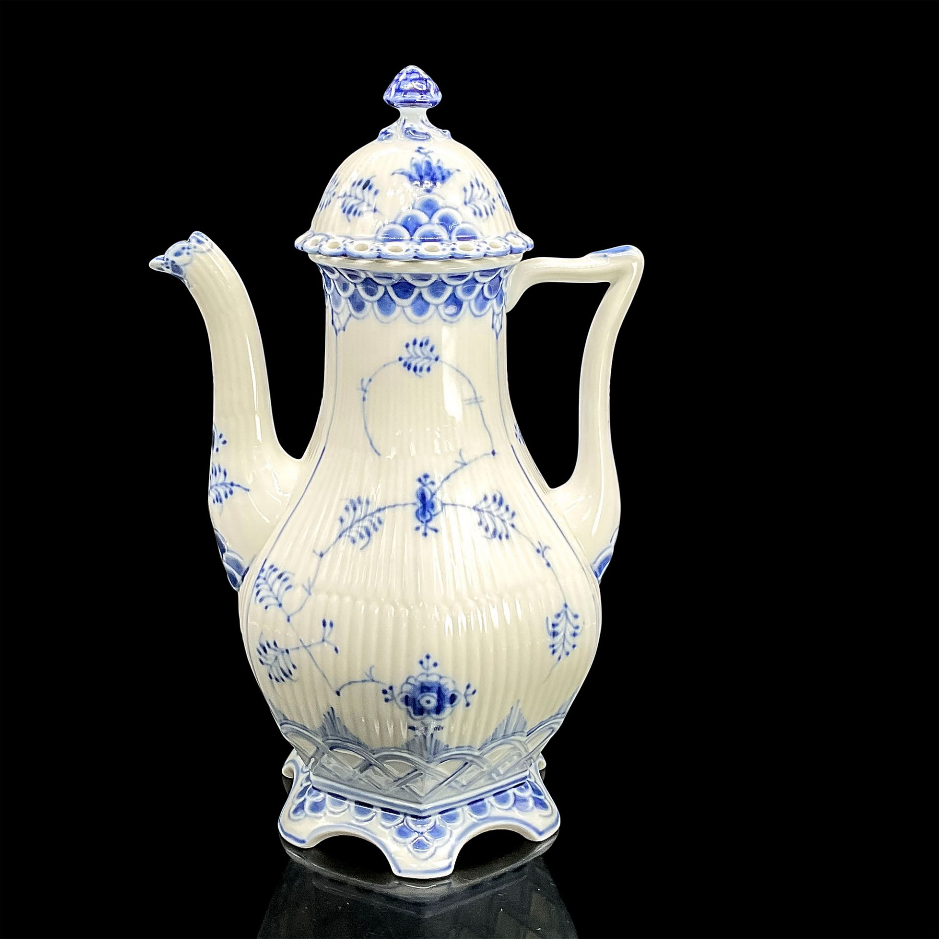 Royal Copenhagen Lidded Coffee Pot, Blue Fluted Lace