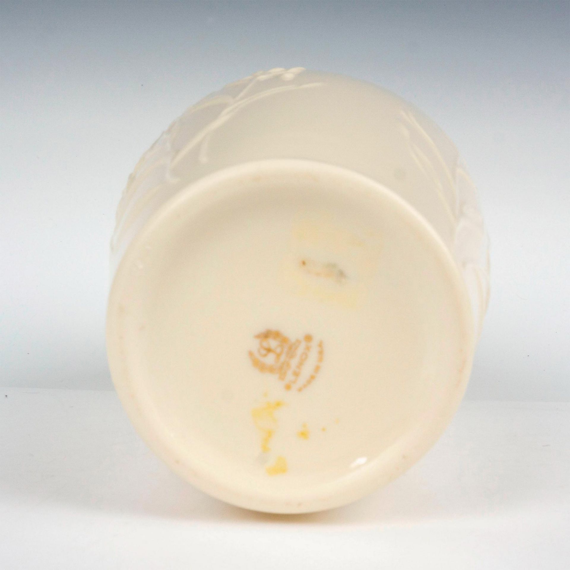 Lenox Porcelain Vase, Masterpiece Collection - Image 3 of 3