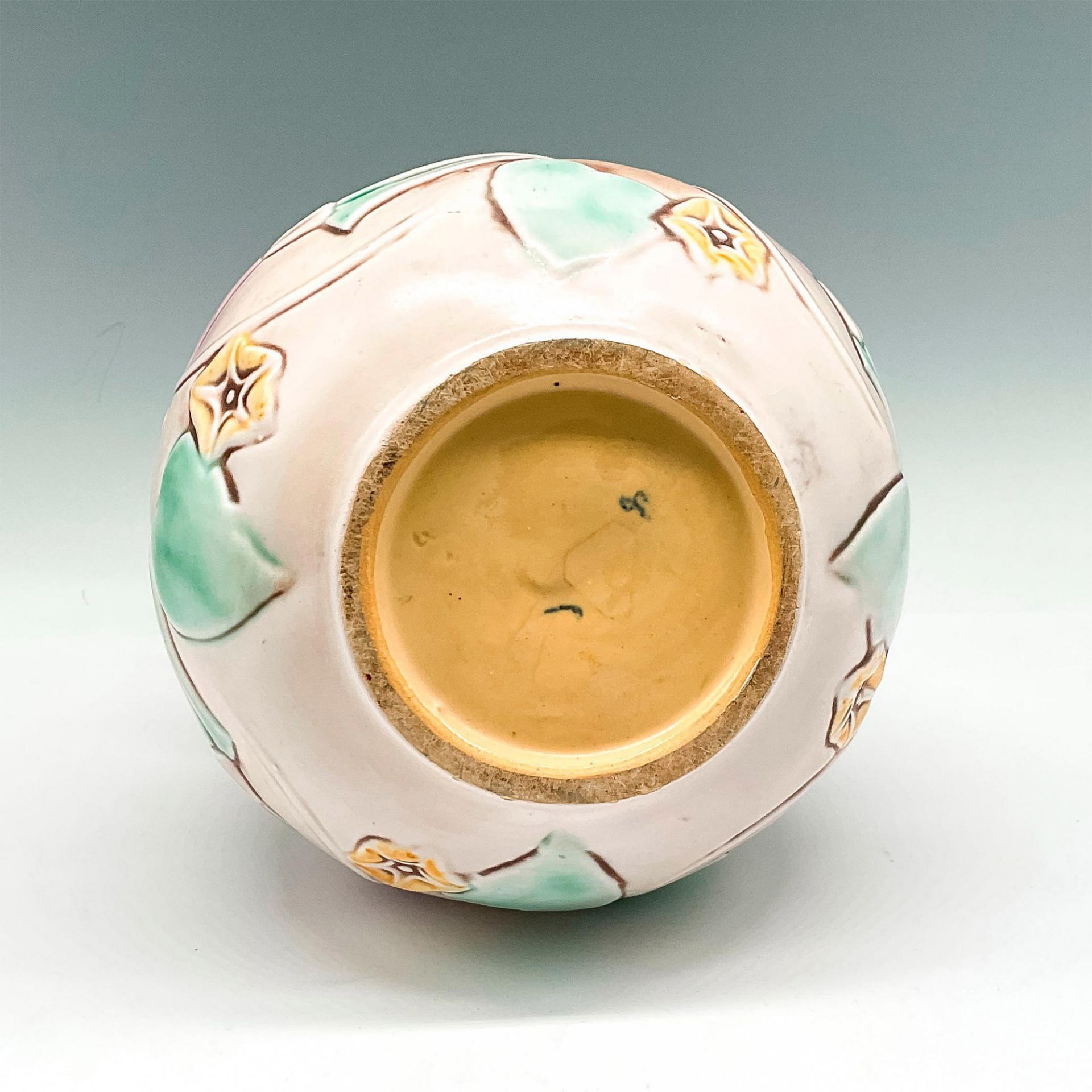 Roseville Pottery Double Handled Vase, Morning Glory - Image 4 of 4