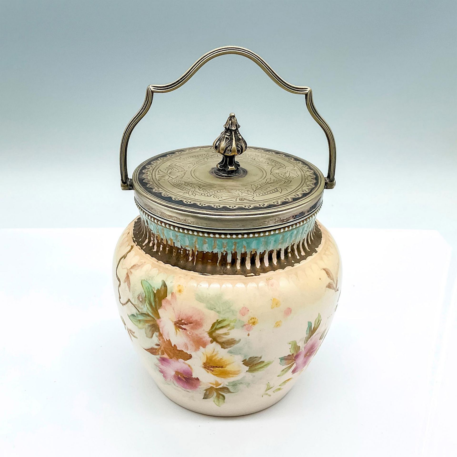 Wiltshaw & Robinson Carlton Ware Biscuit Jar, Petunia - Image 2 of 3