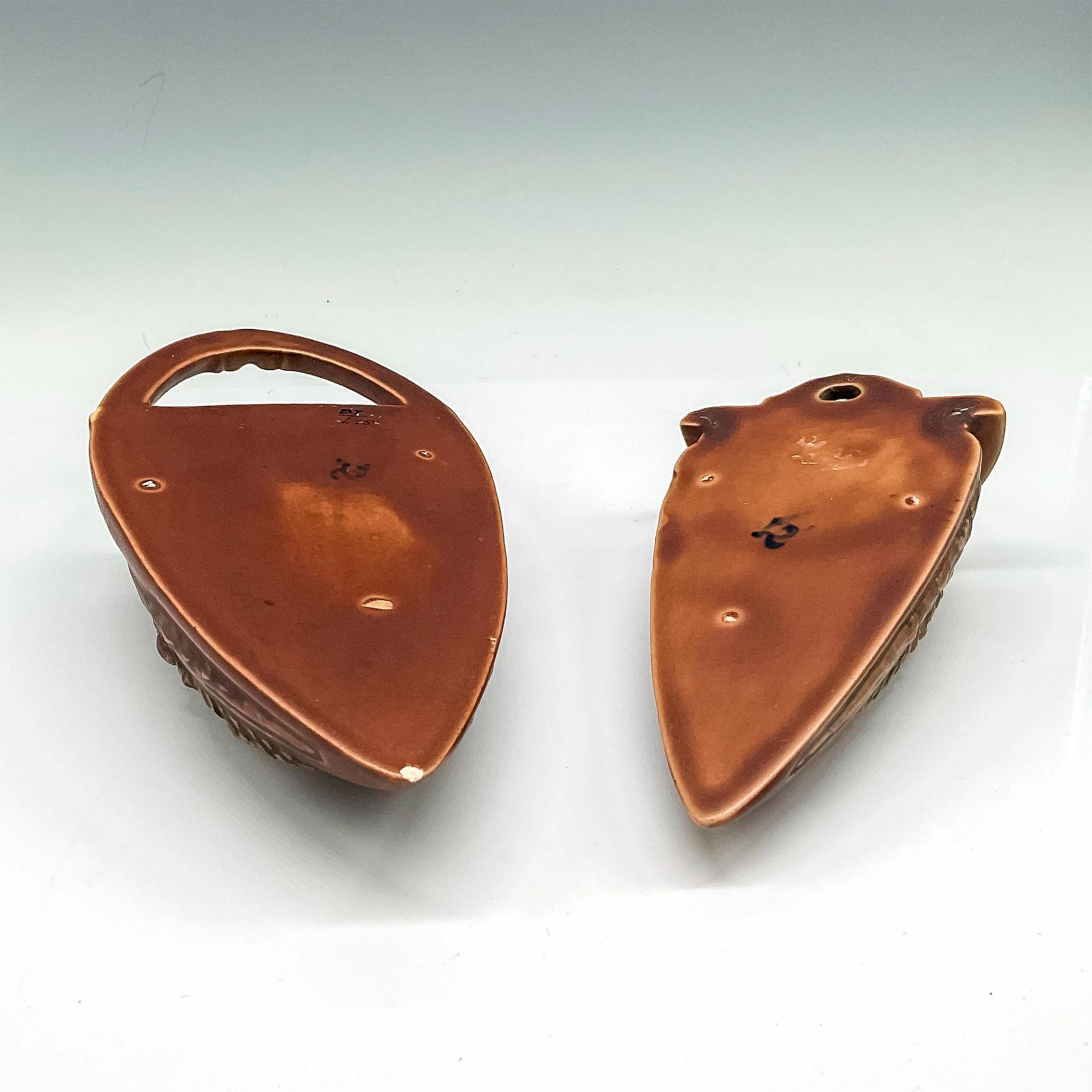 2pc Roseville Pottery Wall Pockets, Florentine Brown - Image 3 of 3