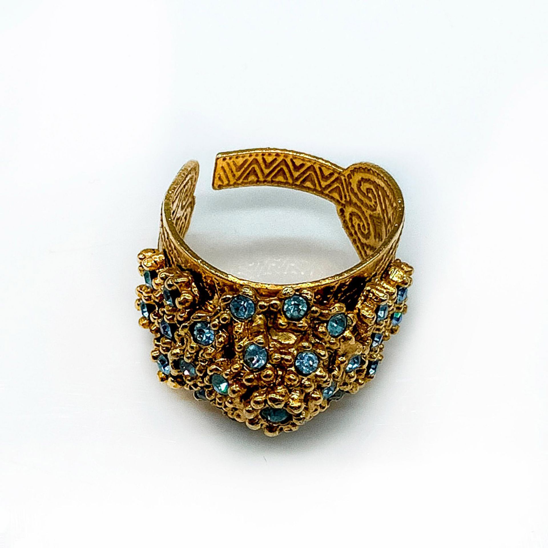 Ornate Gold Tone Ring with Blue Rhinestones - Image 2 of 2