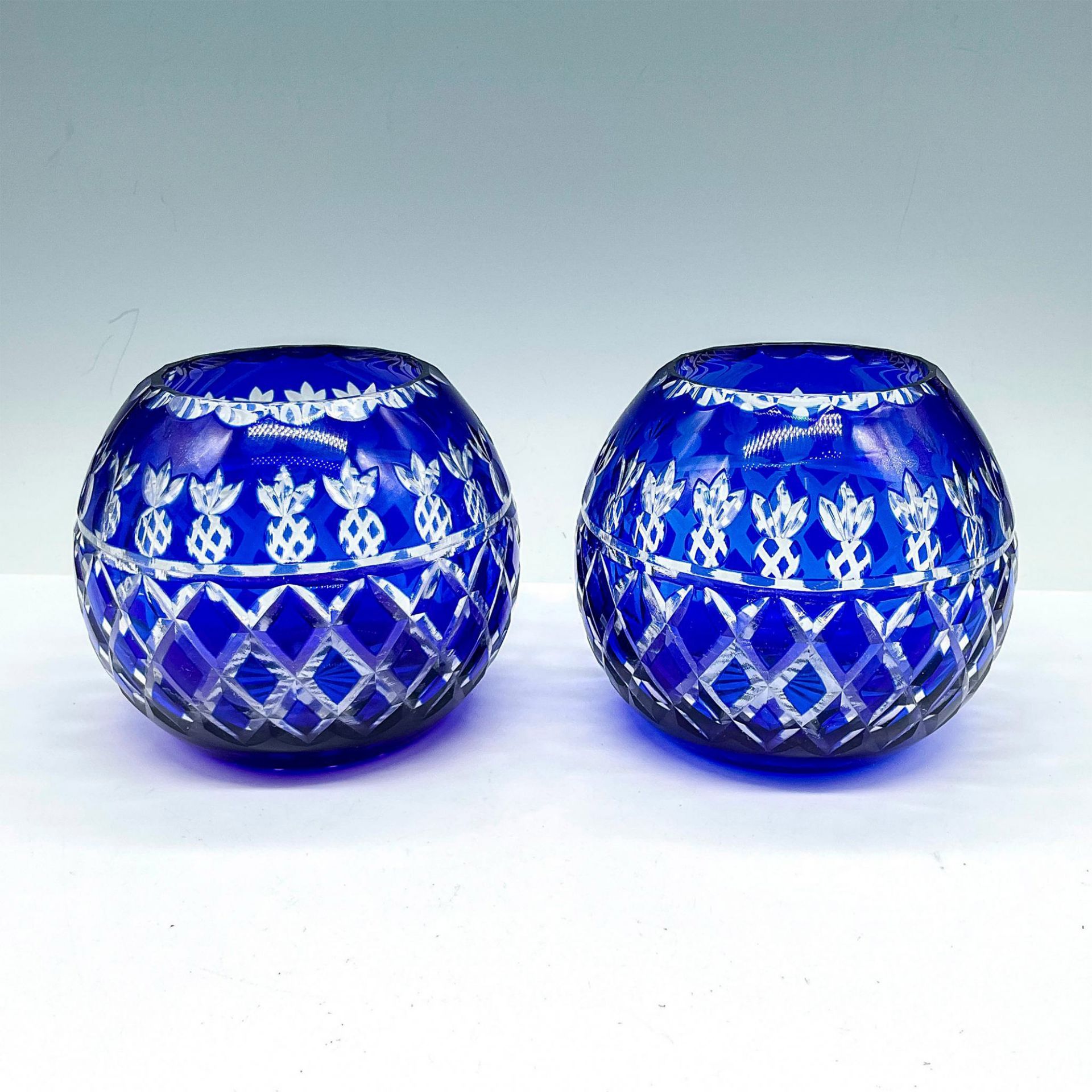 Pair of Bohemian Crystal Decorative Bowls - Bild 2 aus 4