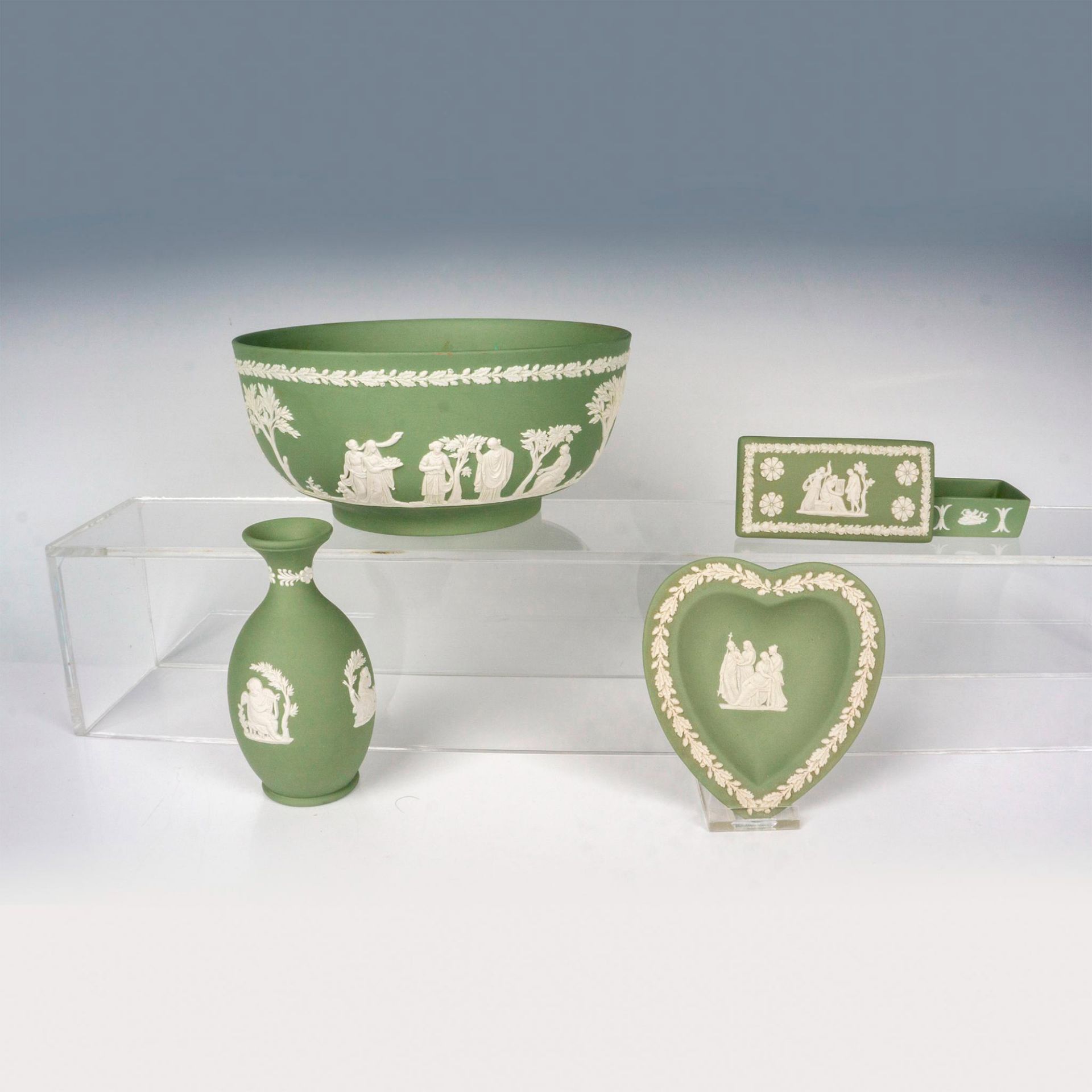 4pc Wedgwood Green Jasperware Collectibles - Bild 2 aus 3