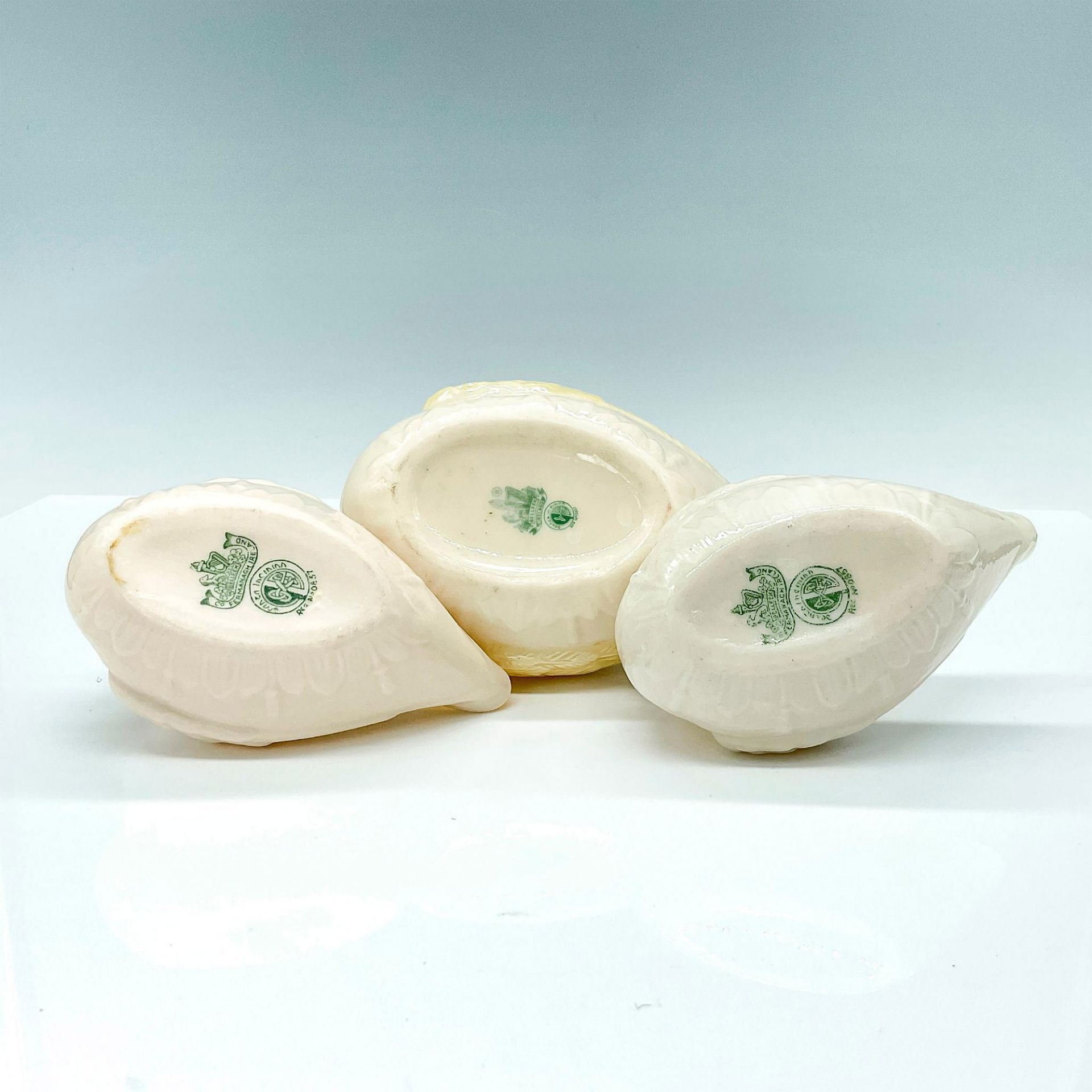 3pc Belleek Porcelain Planters, Swans - Image 3 of 3