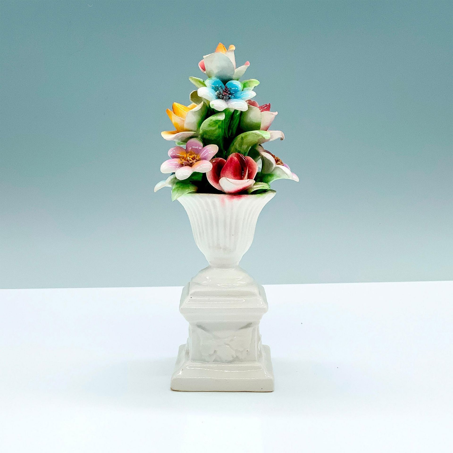 Italian Ceramic Flower Bouquet Figure