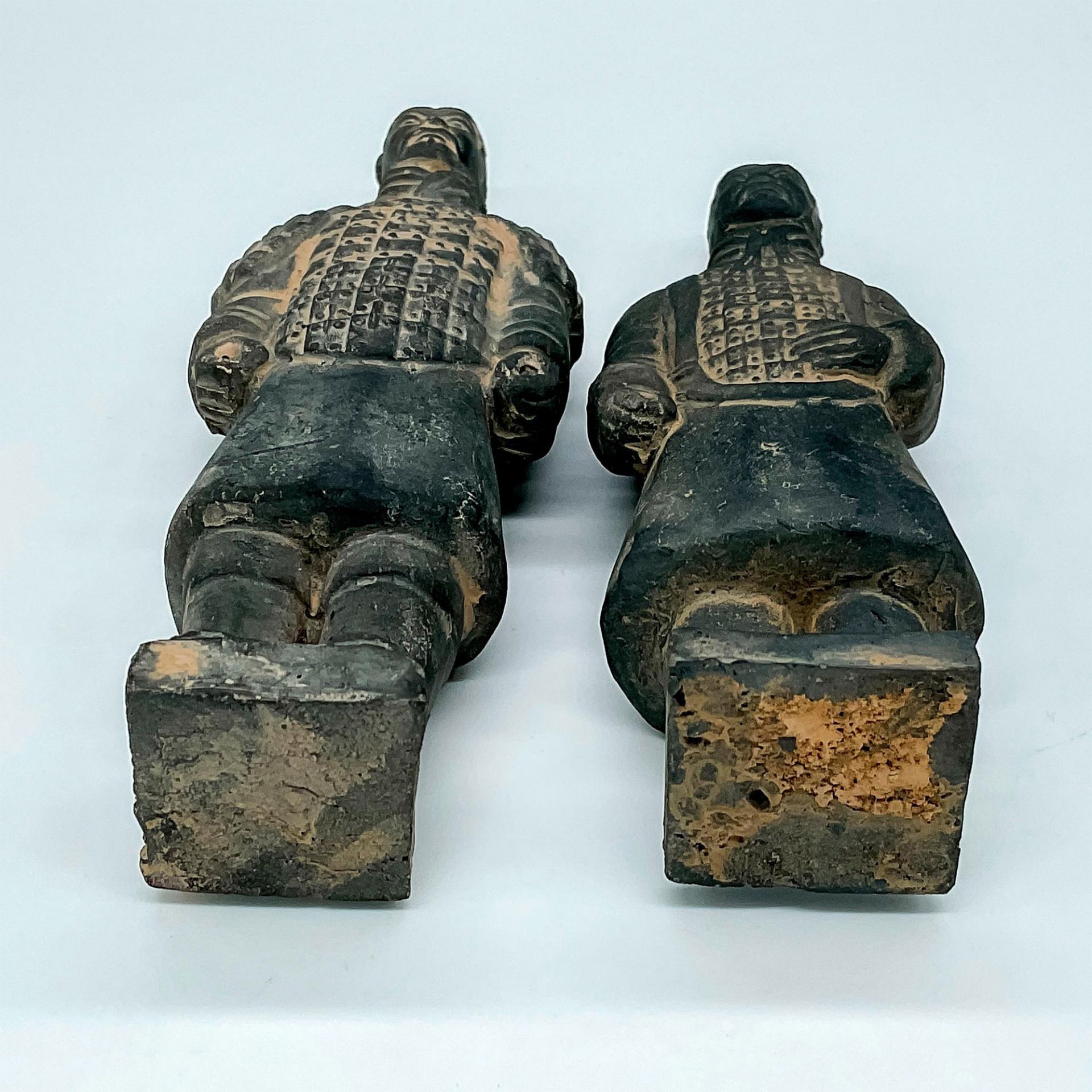2pc Small Chinese Terracotta Soldier Figurines - Bild 3 aus 3