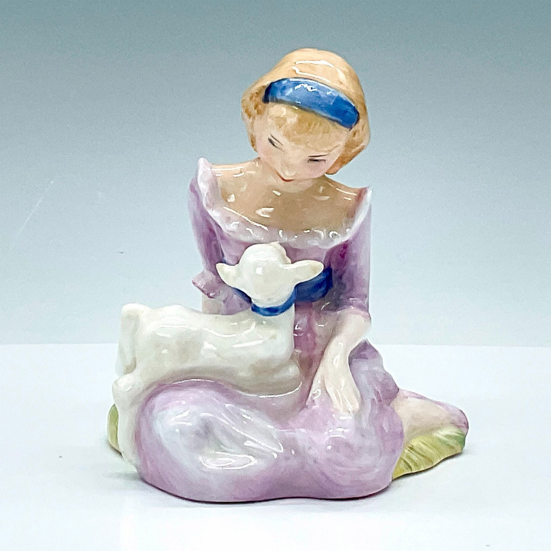 Mary Had A Little Lamb - HN2048 - Royal Doulton Figurine