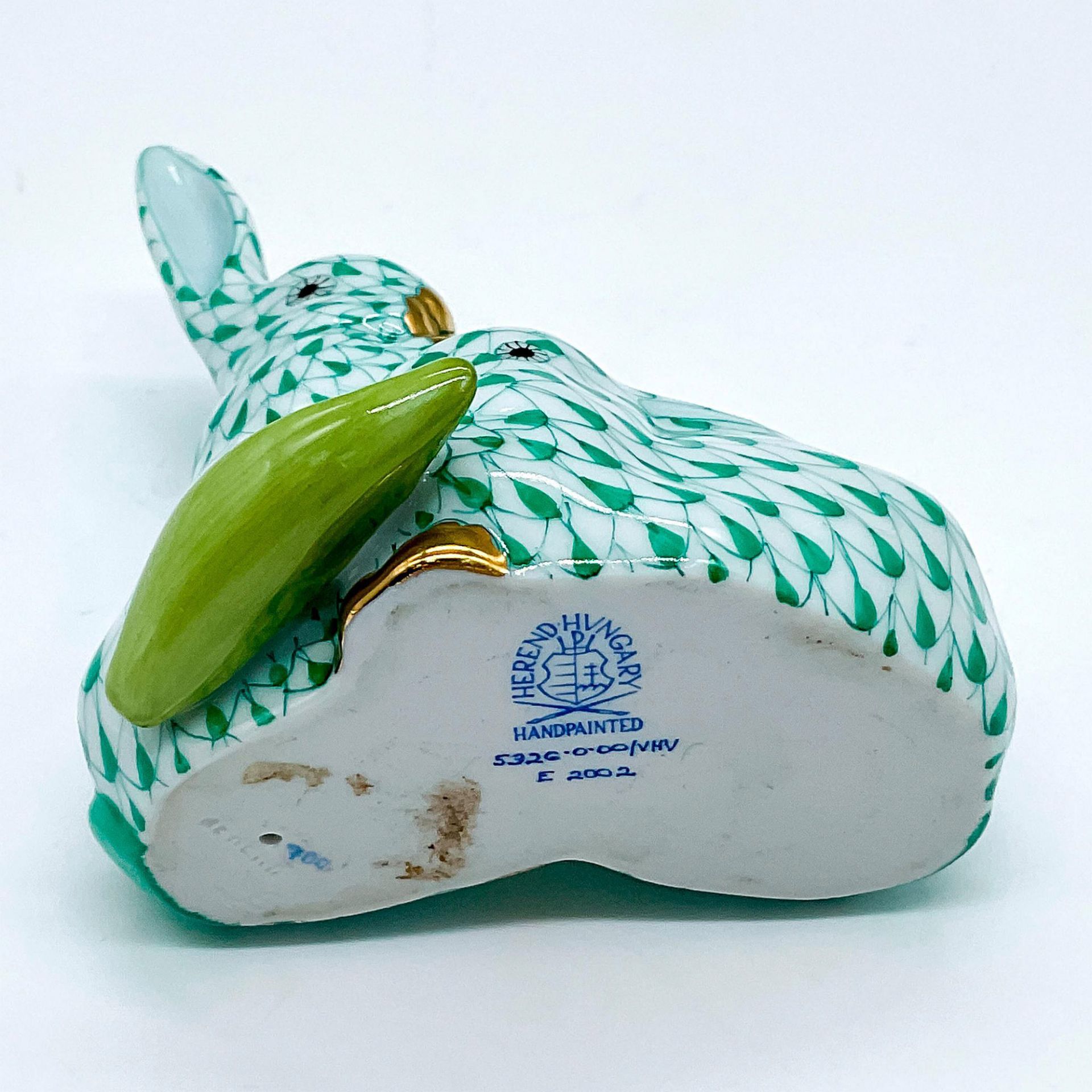 Herend Porcelain Green Figurine, Pair of Rabbits with Corn - Image 3 of 3
