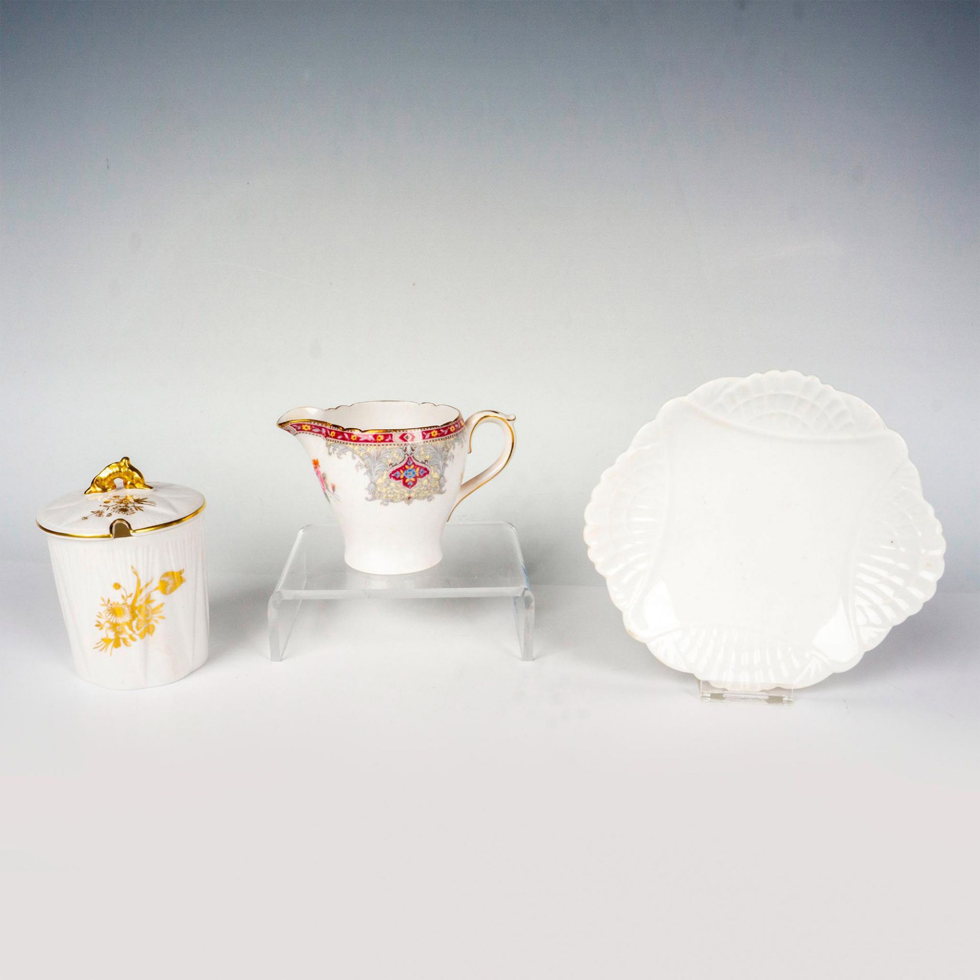 3pc Shelly China Serving Set, White and Gold Motif