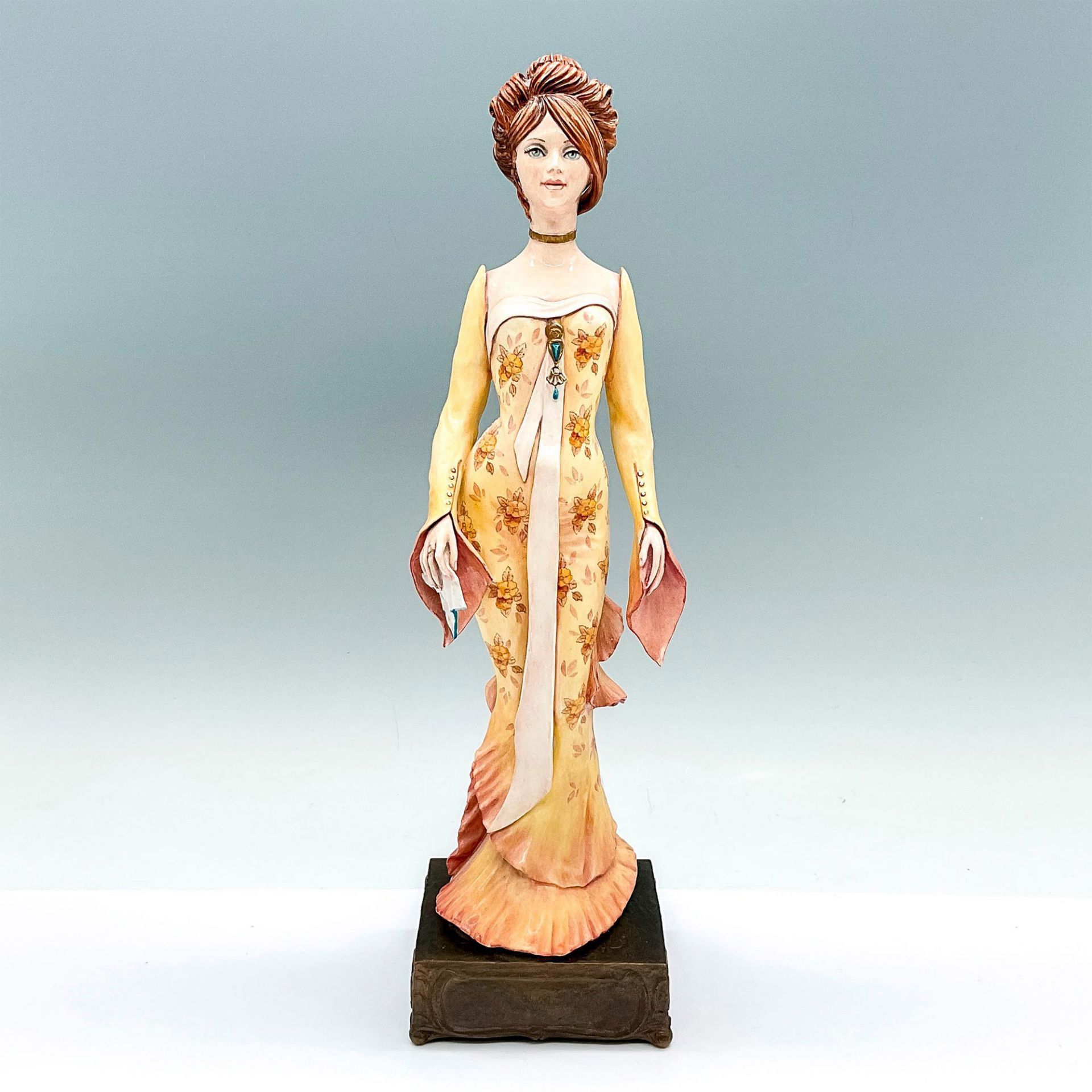 Albany Fine China Art Nouveau Figurine, La-Demoiselle D'or