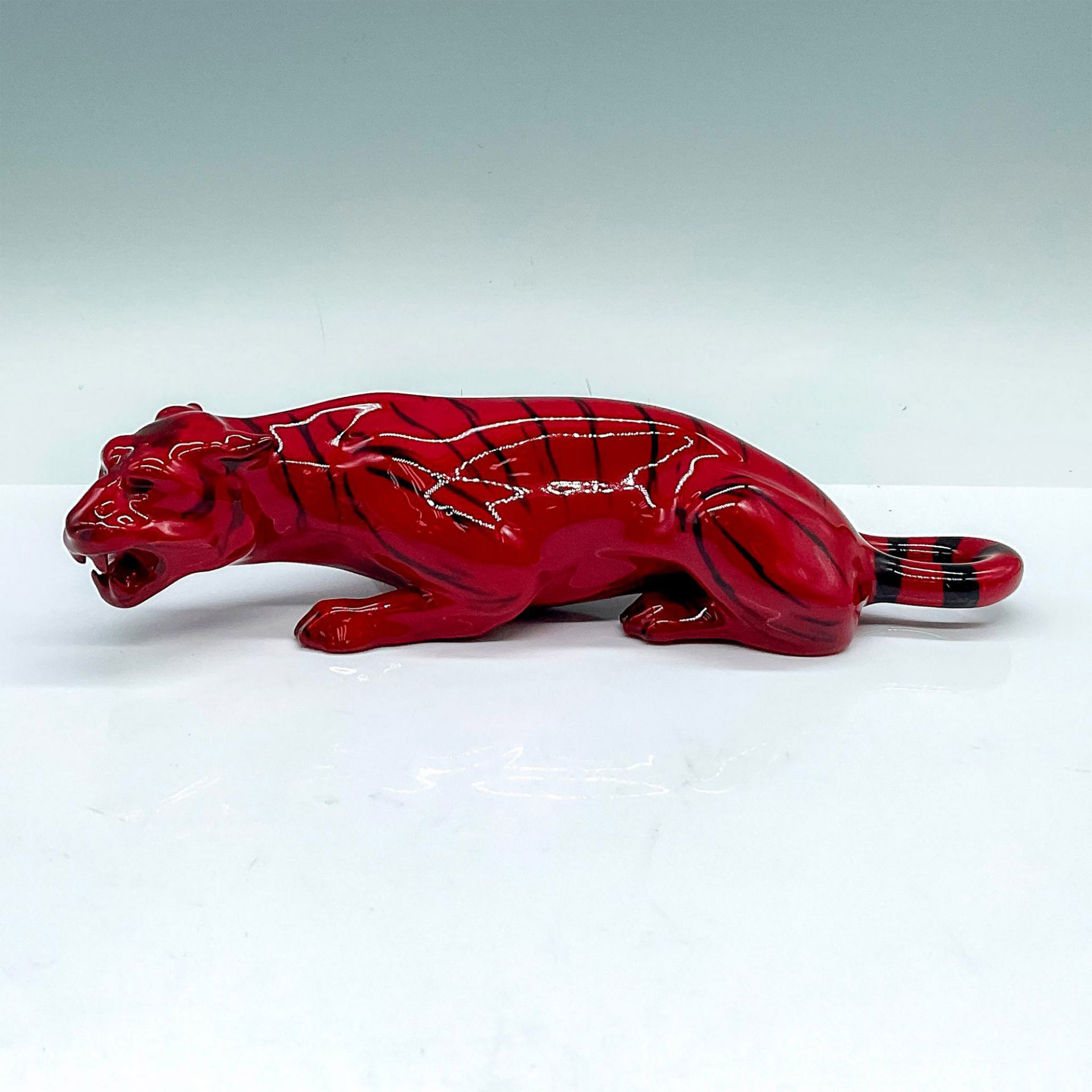 Royal Doulton Flambe Figurine, Crouching Tiger HN225