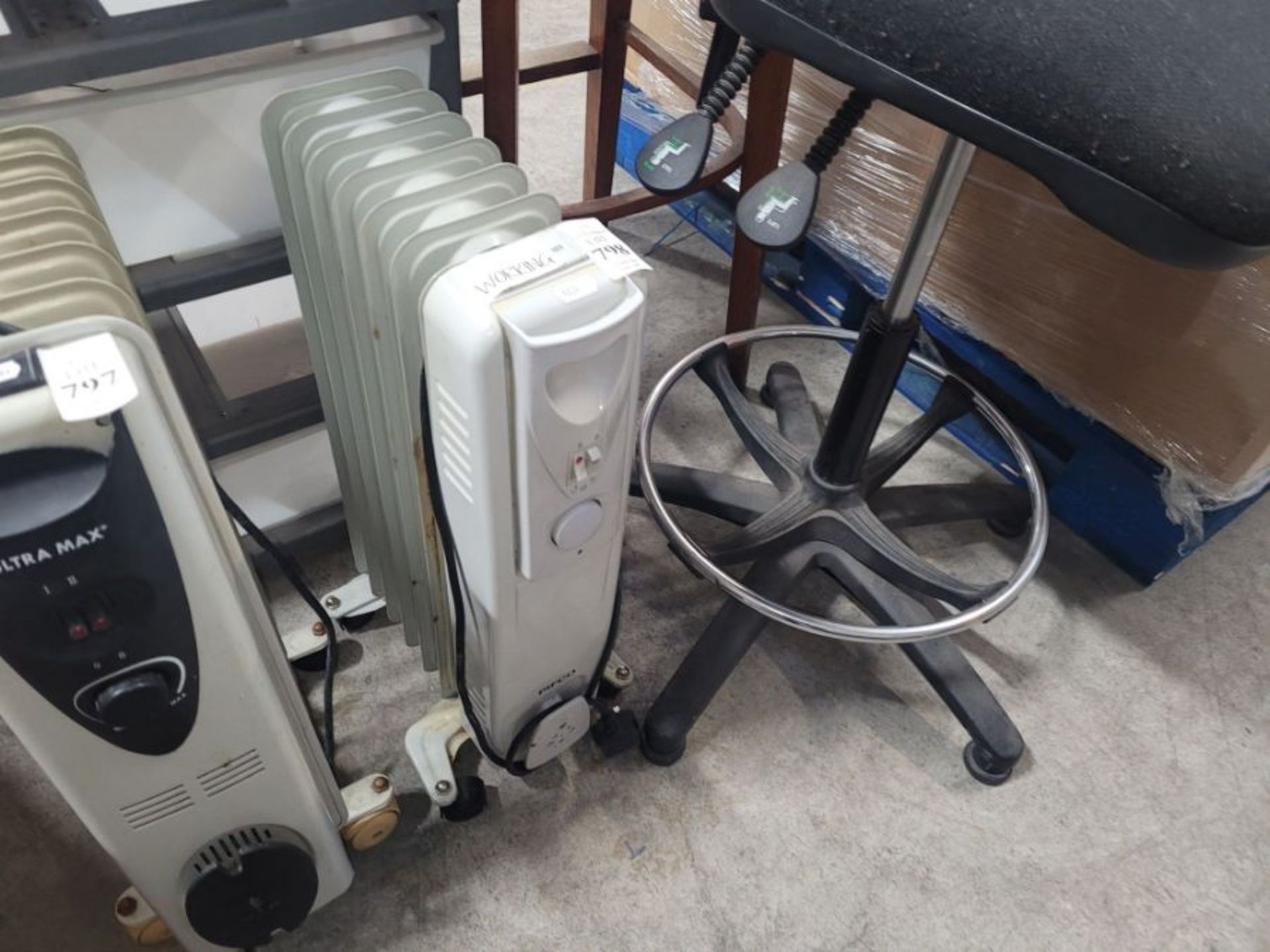OIL FILLED PIFCO RADIATOR (WORKING)