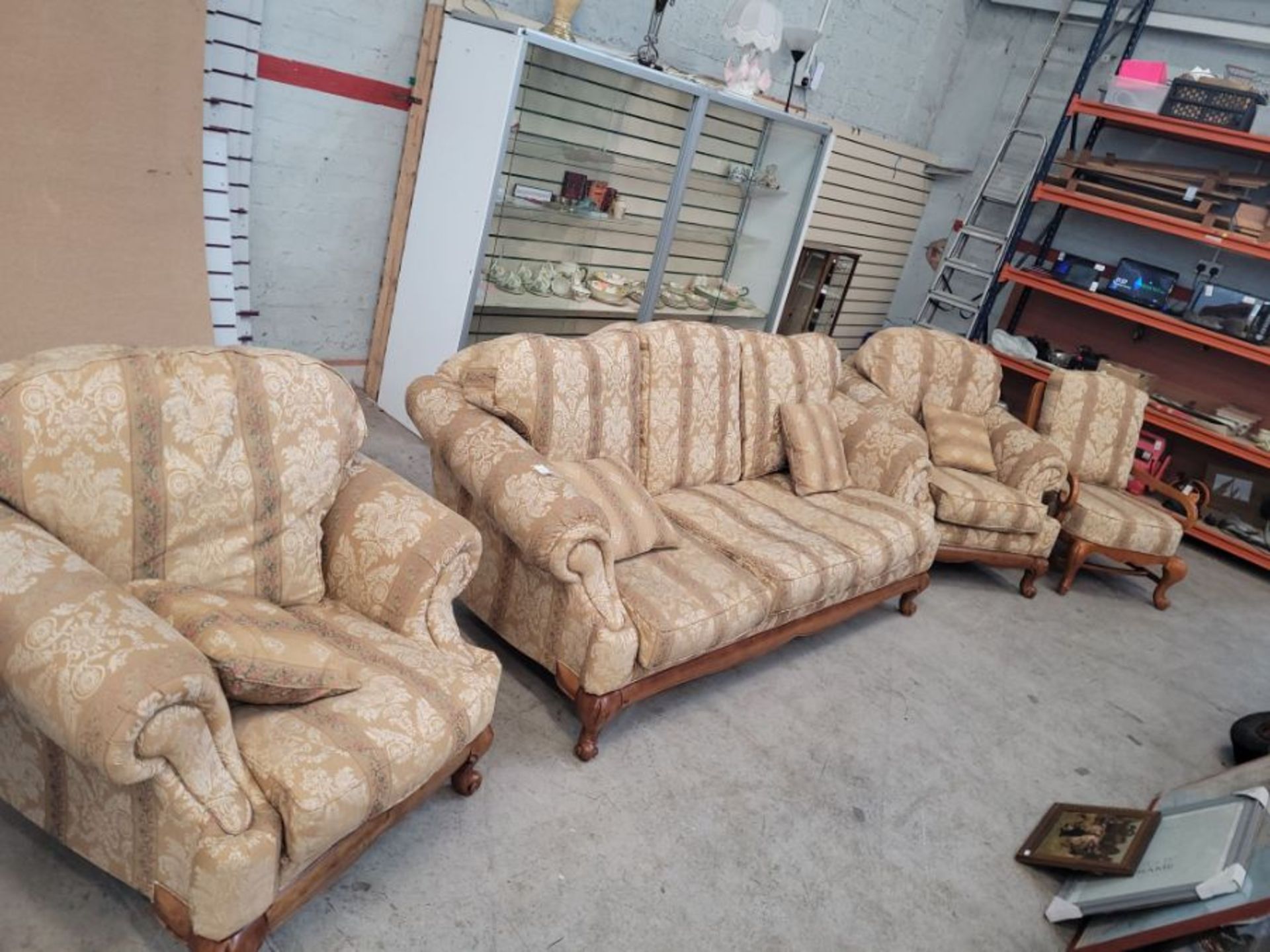 FABRIC UPHOLSTERED SOFA 3+1+1 AND ARMCHAIR