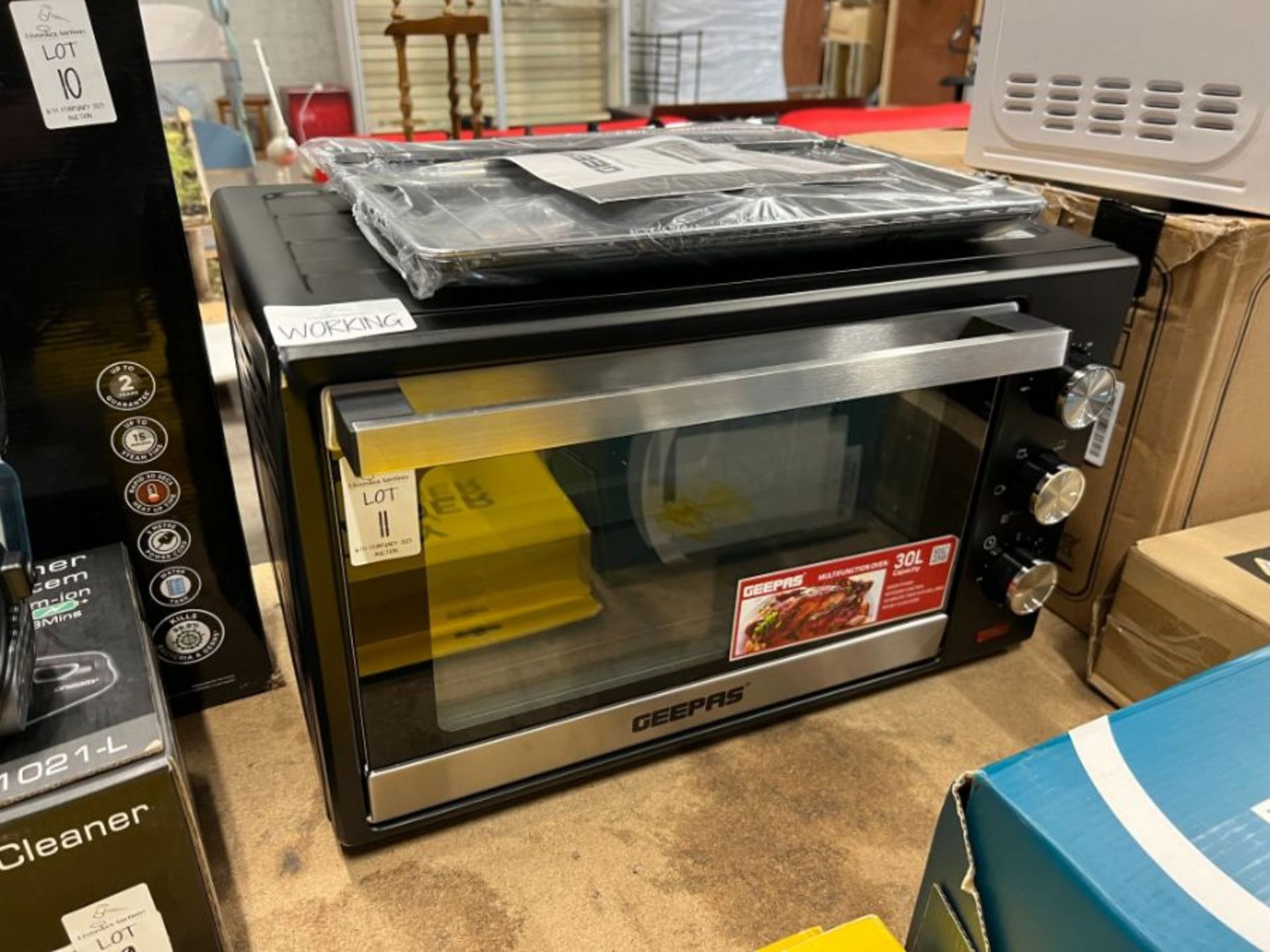 GEEPAS 30L MULTIFUNCTION OVEN (NEW) (WORKING)