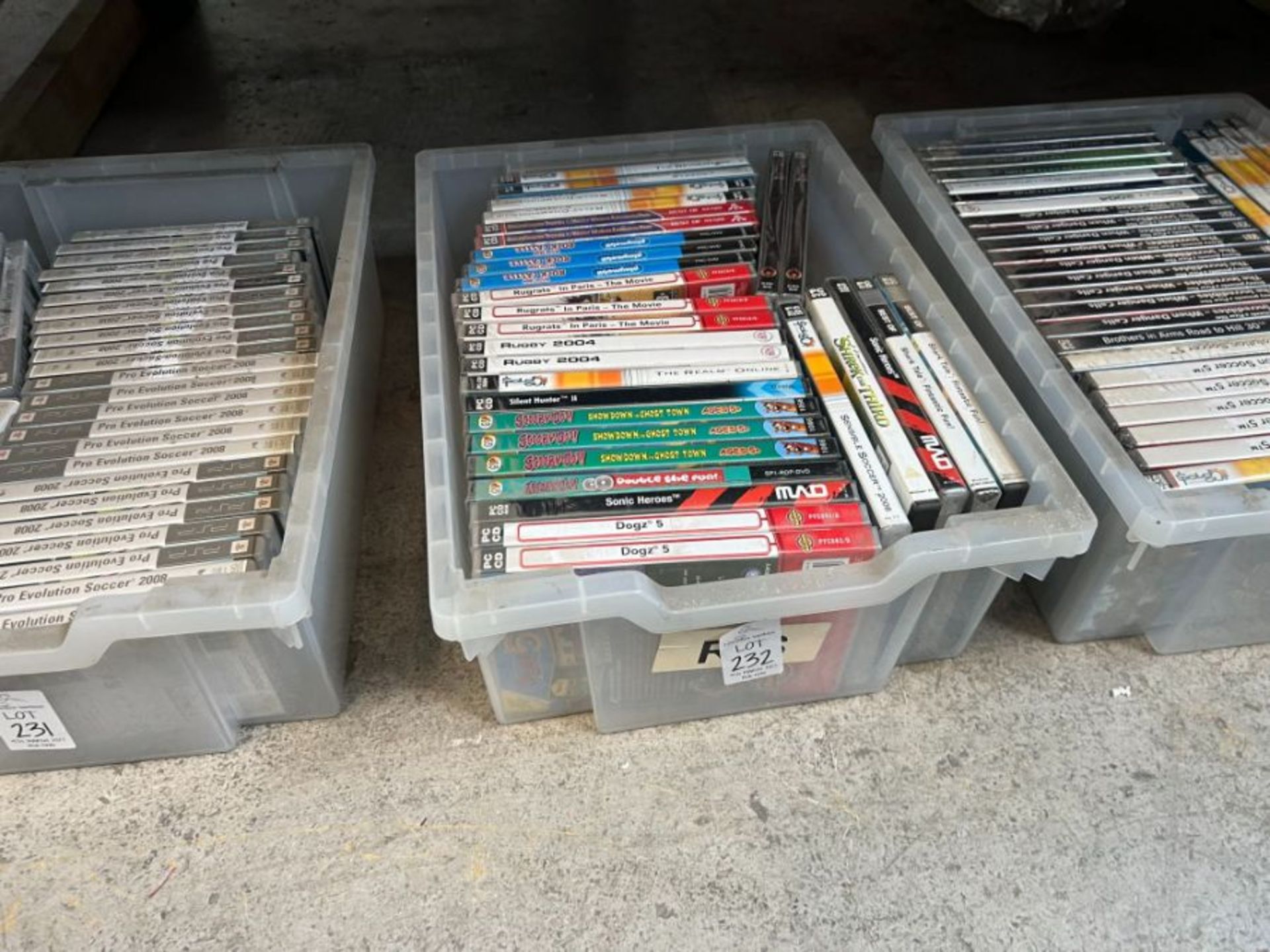 TUB OF ASSORTED PC GAMES