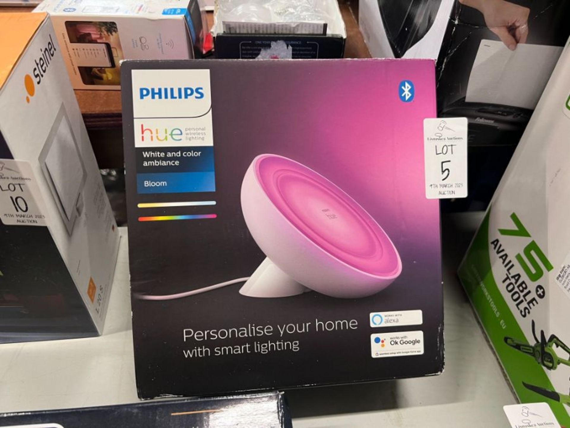 PHILIPS HUE WHITE & COLOUR AMBIANCE BLOOM SMART DEVICE