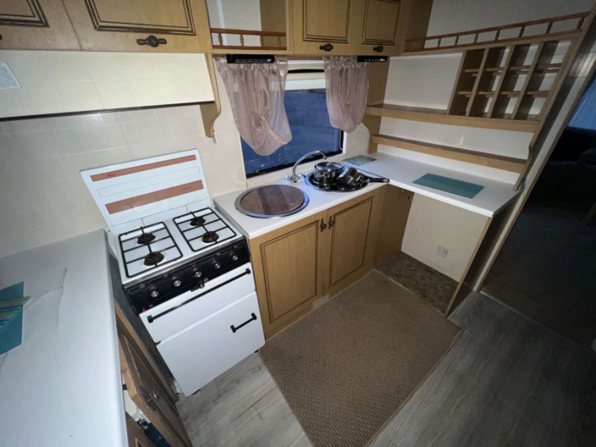 COSALT MONACO SUPER, 2 BEDROOM STATIC CARAVAN - LOCATED AT CASTLE ARCHDALE CARAVAN PARK - (NO HAMMER - Image 41 of 42