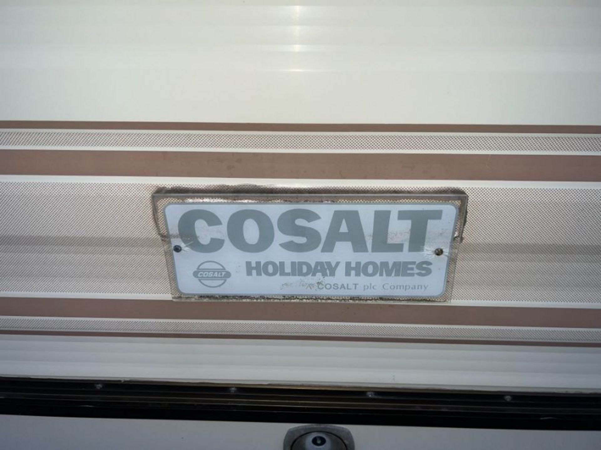 COSALT MONACO SUPER, 2 BEDROOM STATIC CARAVAN - LOCATED AT CASTLE ARCHDALE CARAVAN PARK - (NO HAMMER - Image 3 of 42