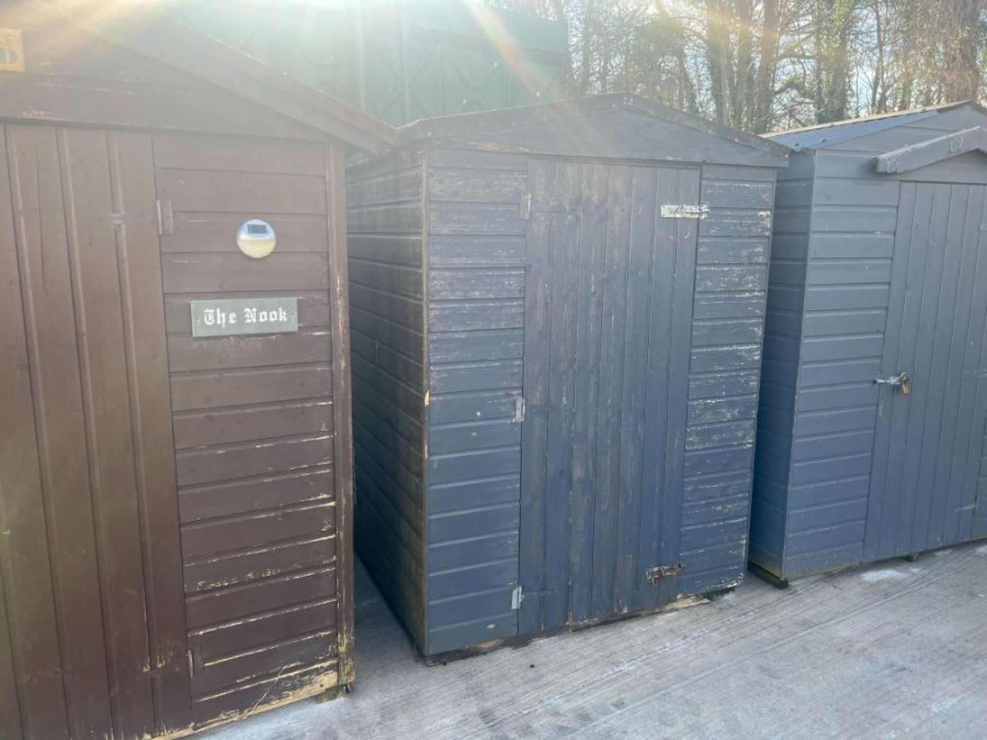 GARDEN SHED 10FT X 5FT - LOCATED AT CASTLE ARCHDALE CARAVAN PARK - (NO HAMMER VAT) **BUYER TO HAVE