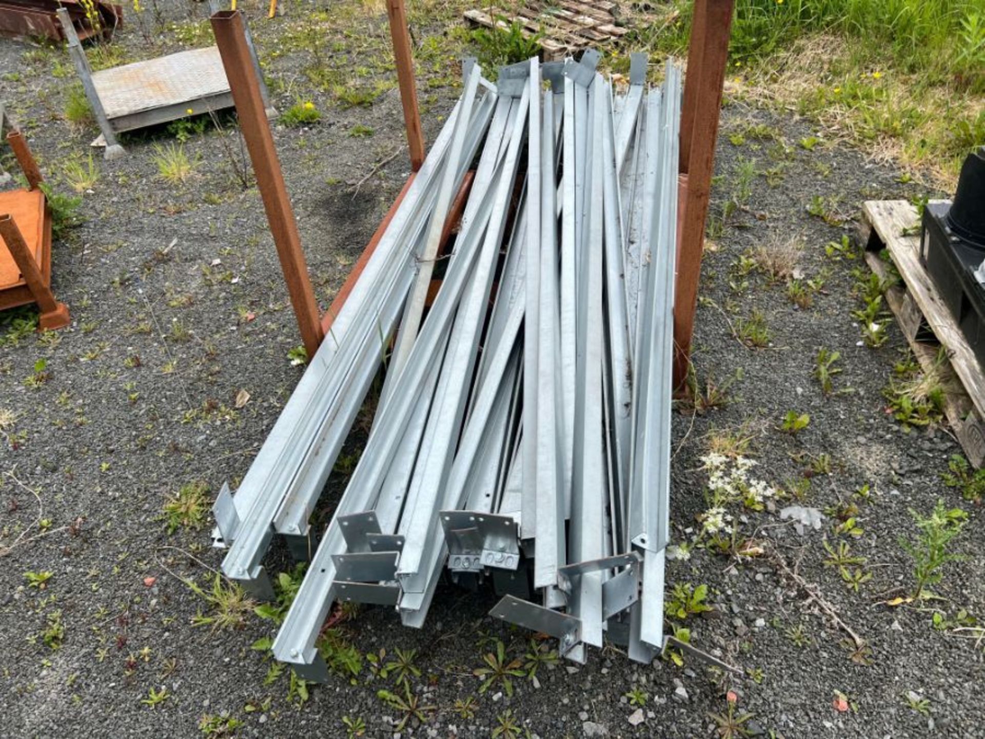 10X 9FT GALVANISED STEEL BARS - Bild 2 aus 2