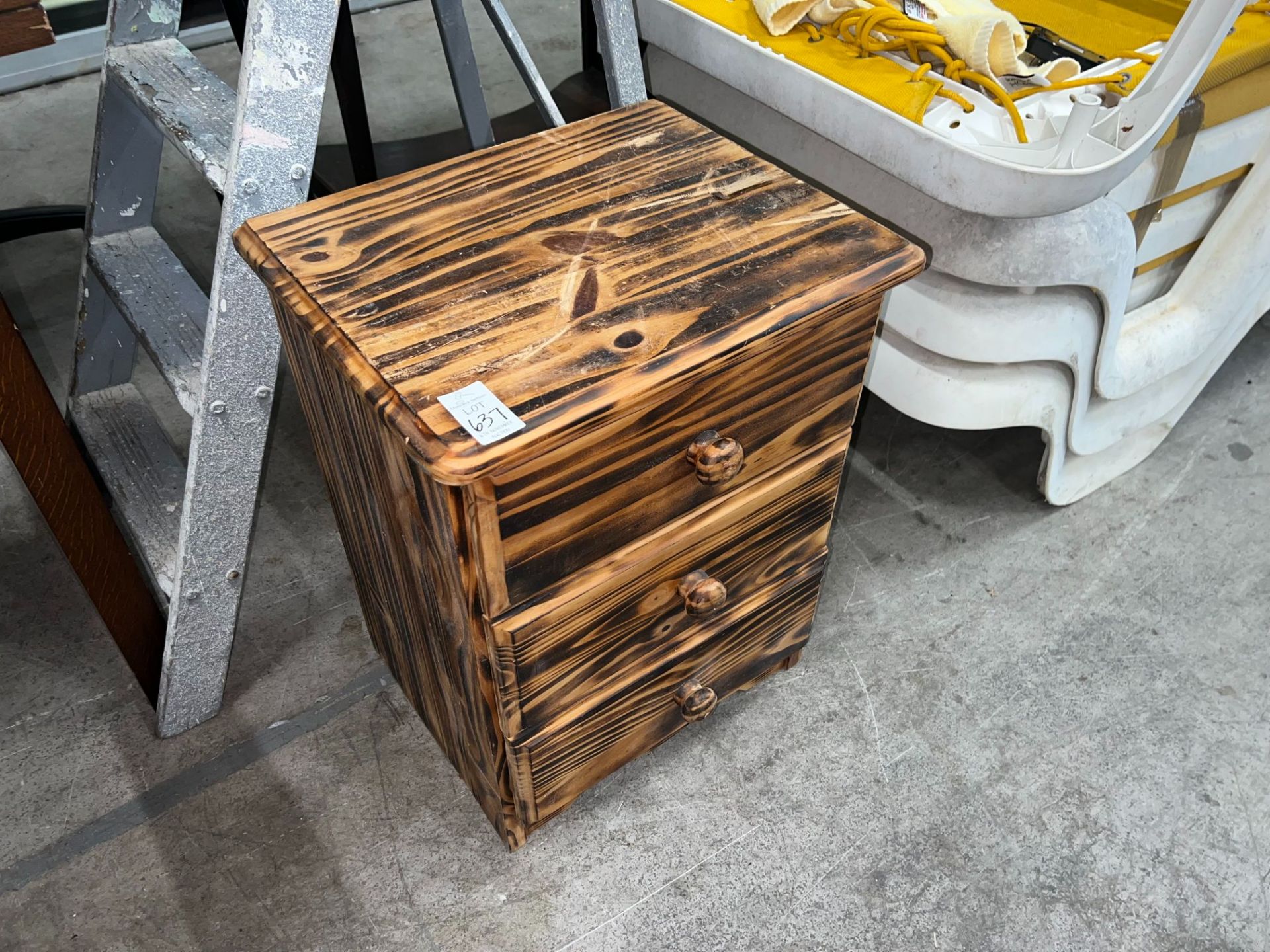 DISTRESSED PINE 3-DRAWER LOCKER