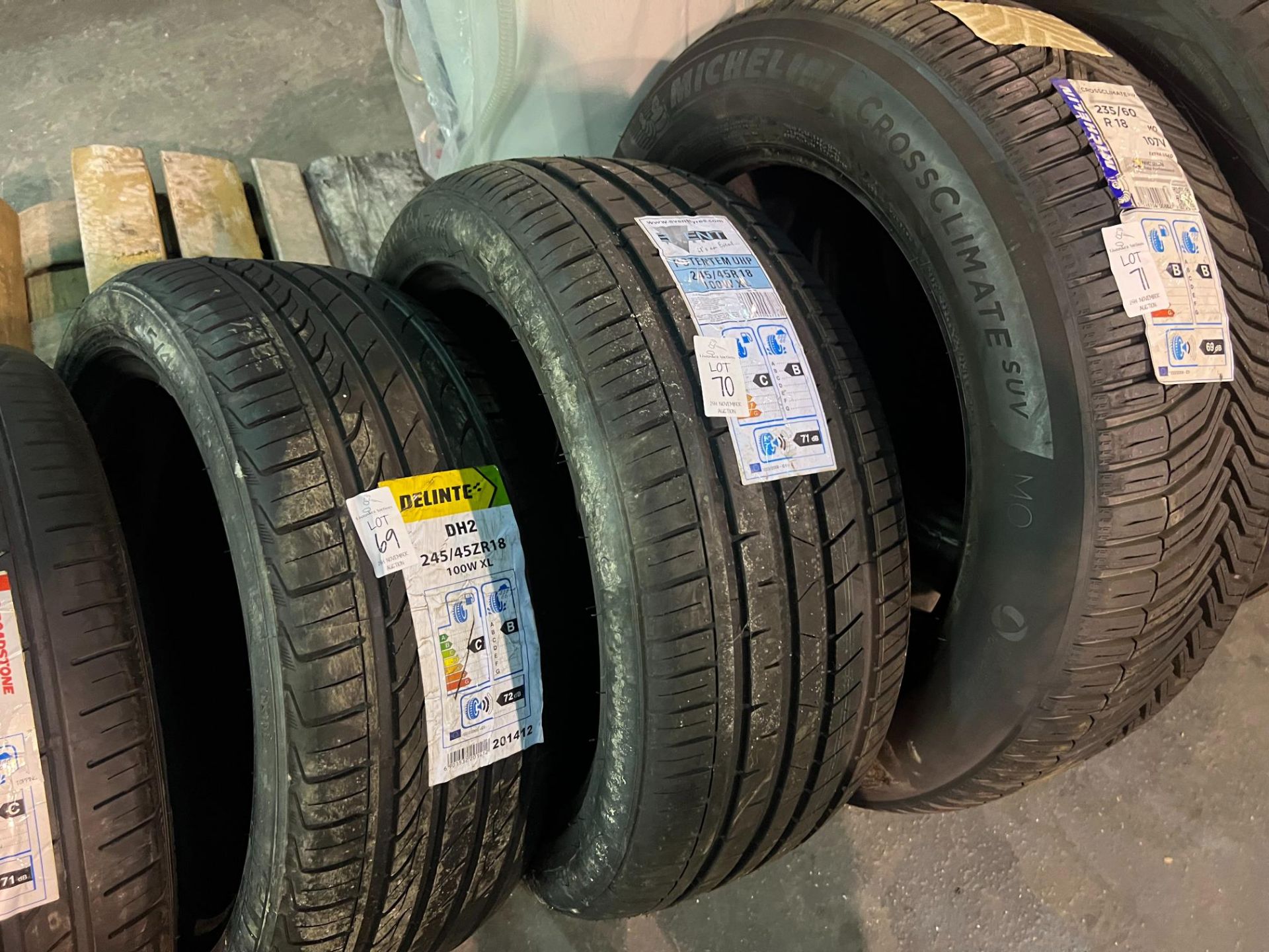 SINGLE EVENT POTENTEM UHP 245/45R18 TYRE (NEW)