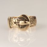 9ct yellow gold buckle ring, engraved with star and foliate details, hallmarked Chester 1833, finger