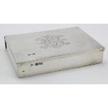 Edwardian silver sandwich box hallmarked for Walker & Hall, Sheffield, 1902. Weight 9.5oz approx.