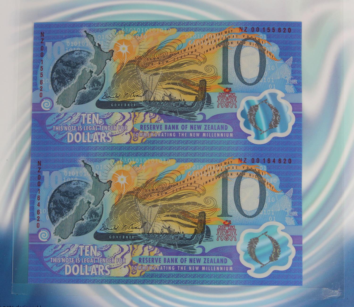 New Zealand (2), 10 Dollars issued 2000, Millennium Commemorative issue with RED serial numbers, - Image 2 of 2