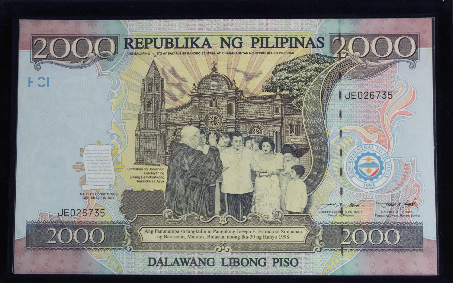 Philippines 2000 Piso issued 1998, Commemorative note in a large padded protective folder as issued, - Image 2 of 3