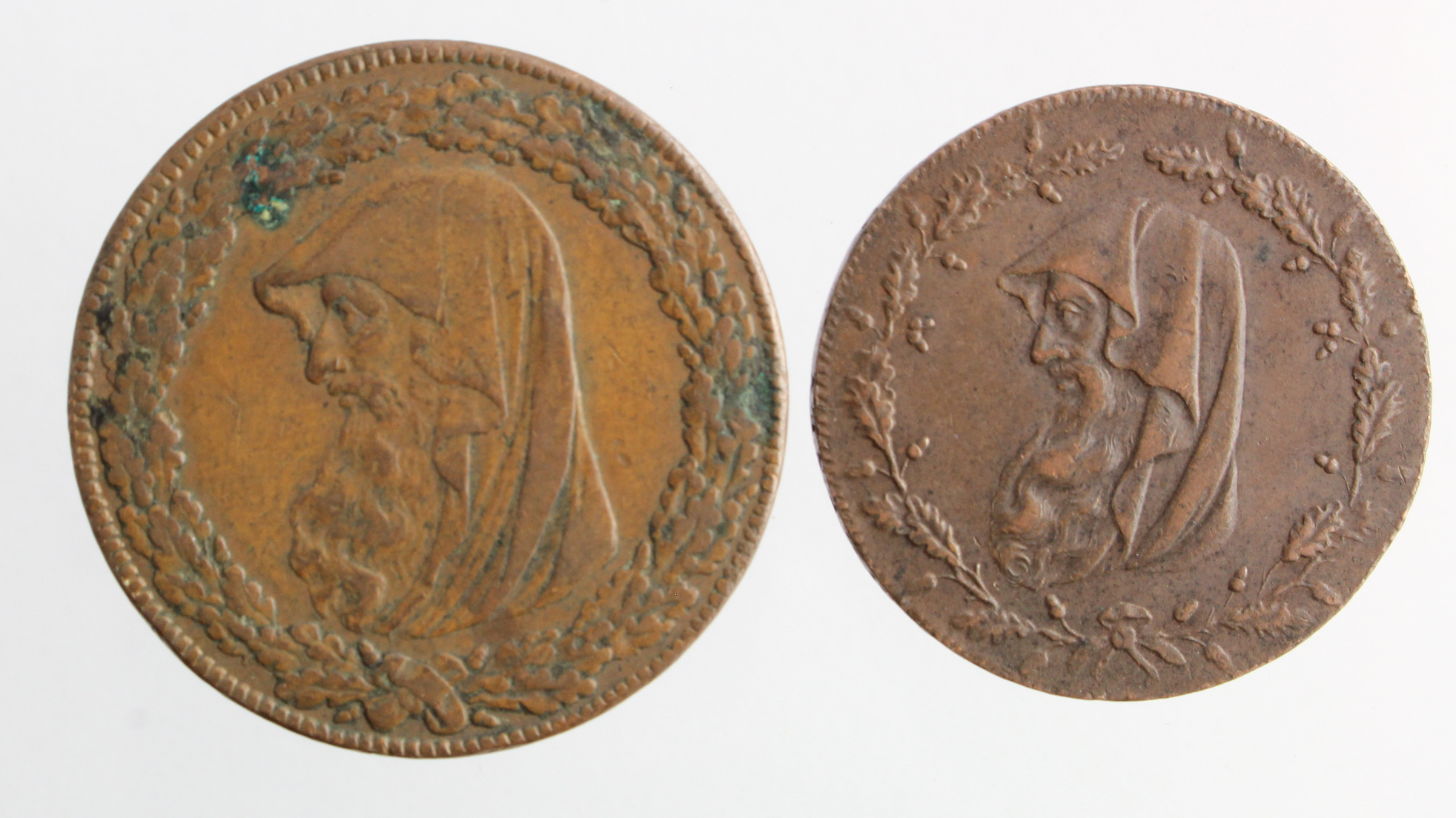 Tokens, 18thC (2): Druid Head Penny 1787, and Druid Head Halfpenny 1789, standard edges, VF