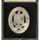 German General Assault badge in silver grade, maker 20 in fitted case.