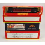 Hornby / Bachmann. Two boxed OO gauge locomotives, comprising 'Hornby Virgin Class 86, Sir Clwyd -