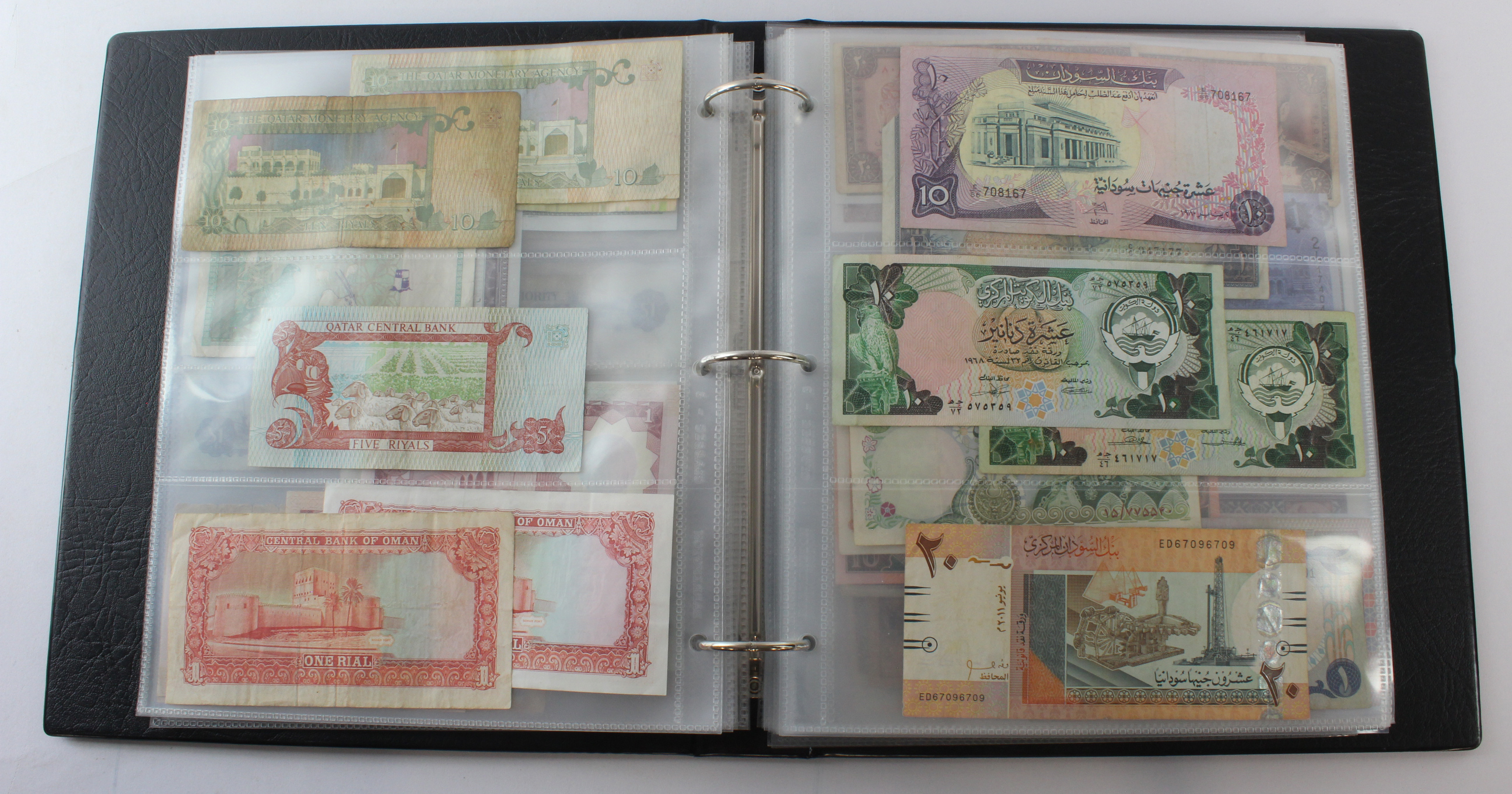 World (164), an album of mixed world notes to include a group of King George VI from East Africa, - Image 10 of 39