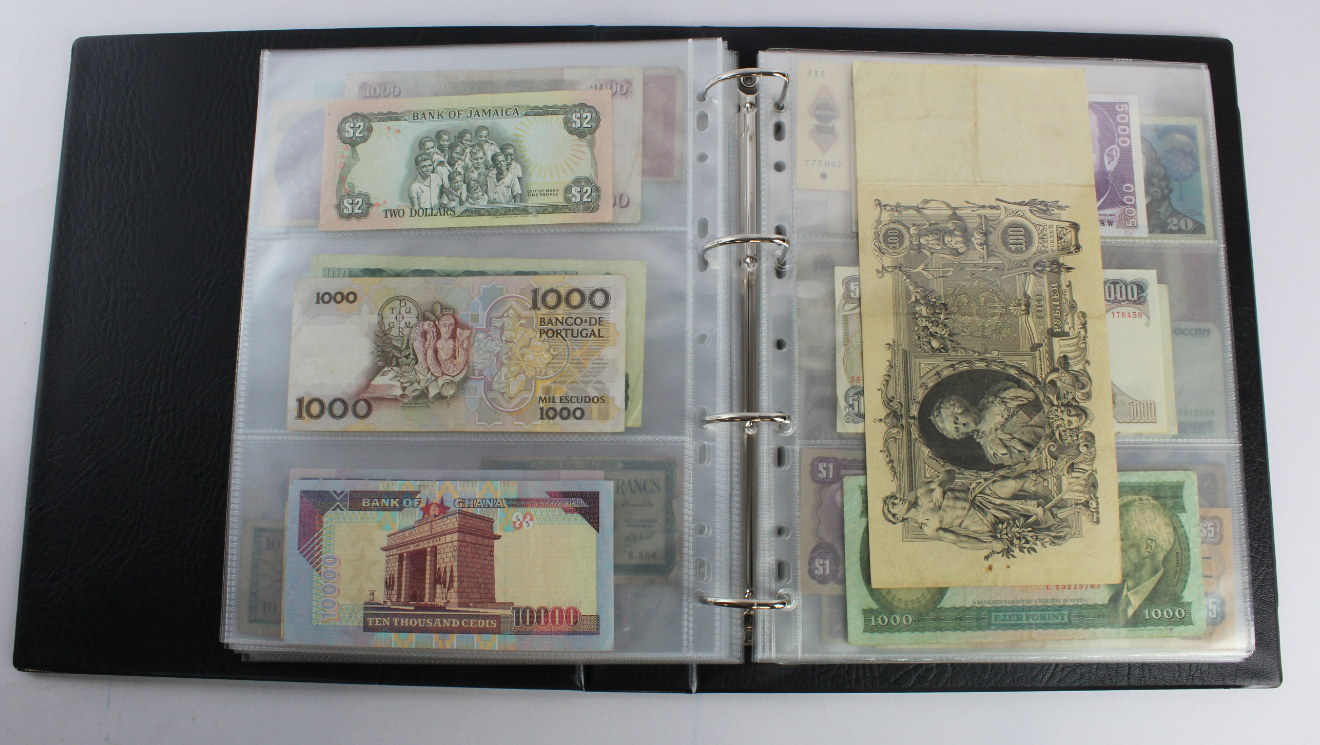 World (133), an album of mixed world notes in slipcase to include Mafeking Seige note, Mauritius 1 - Image 28 of 41