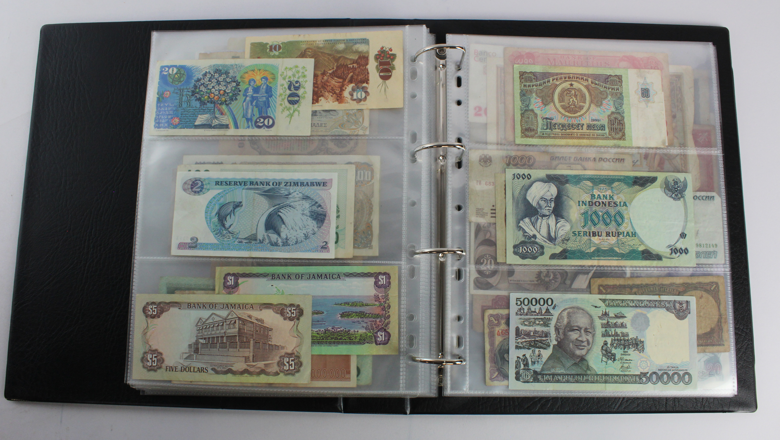 World (133), an album of mixed world notes in slipcase to include Mafeking Seige note, Mauritius 1 - Image 32 of 41